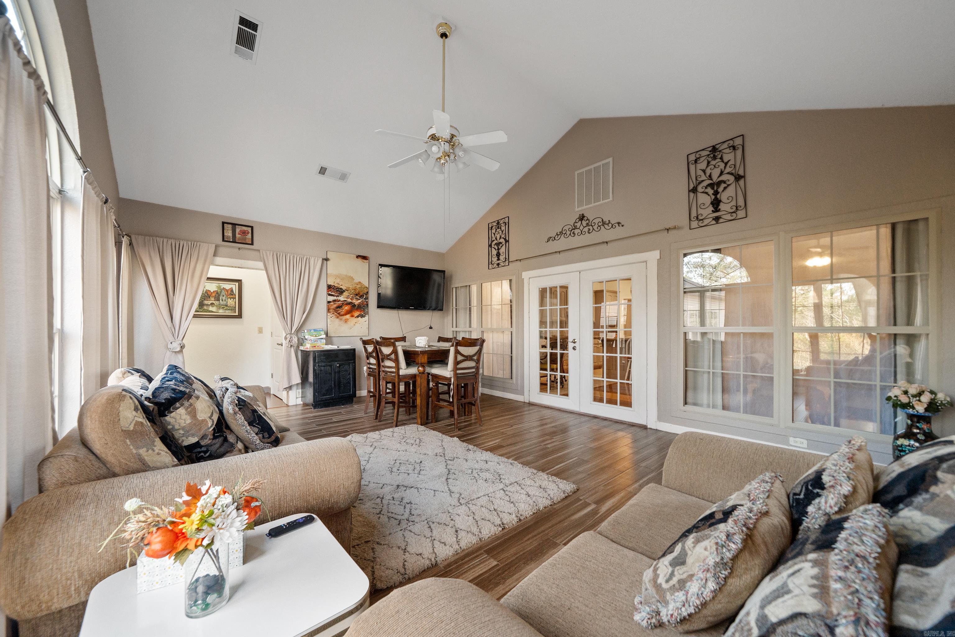 Hot Springs National Park, Arkansas, 71901, United States, 6 Bedrooms Bedrooms, ,5 BathroomsBathrooms,Residential,Active,2007052