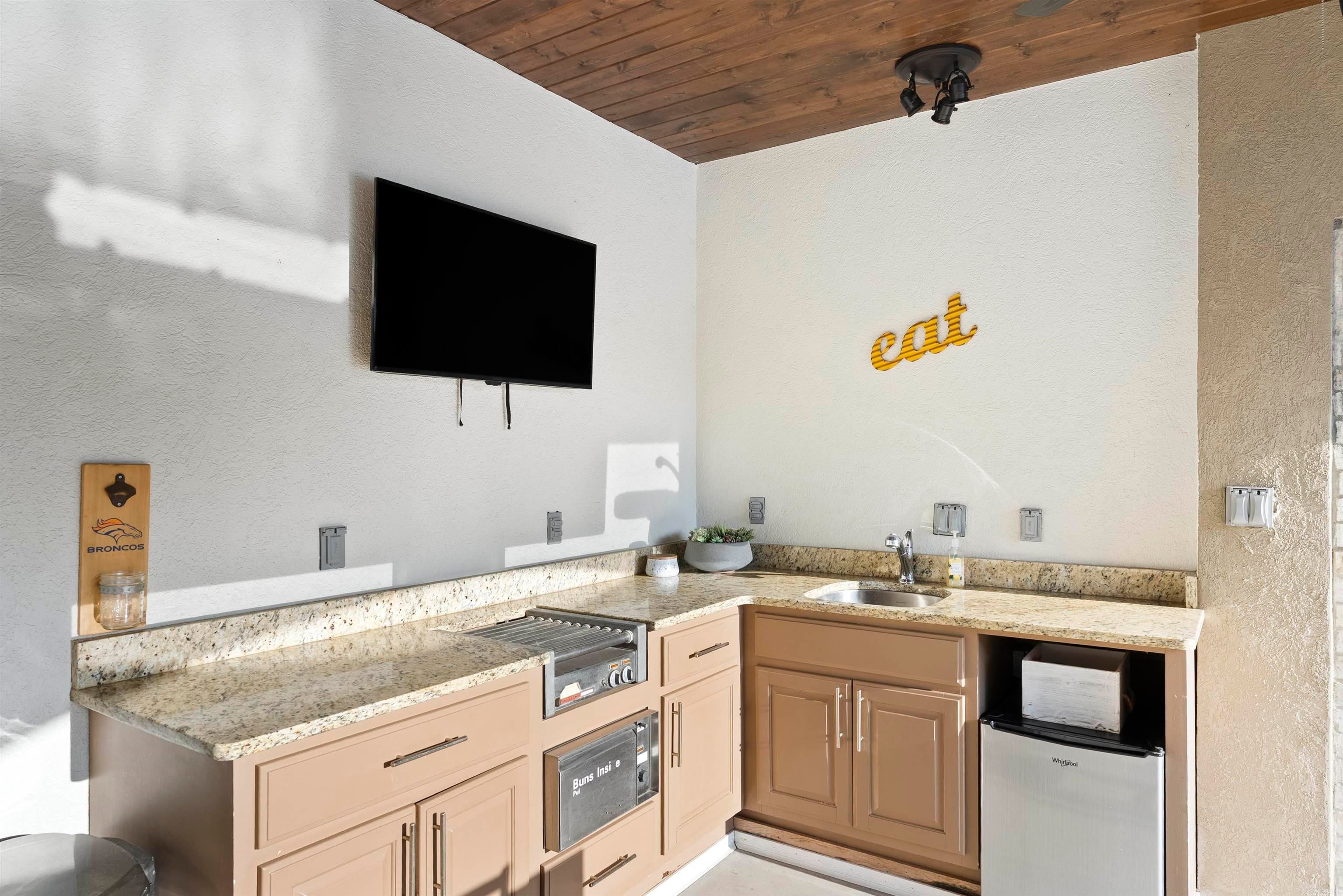 Conway, Arkansas, 72034, United States, ,5 BathroomsBathrooms,Residential,Active,1863501