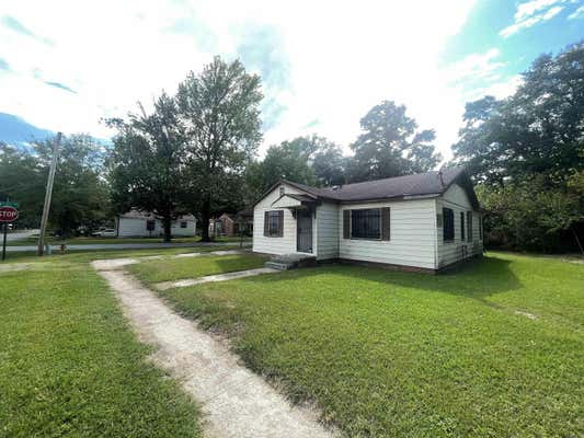 2004 S MAPLE ST, PINE BLUFF, AR 71603 - Image 1