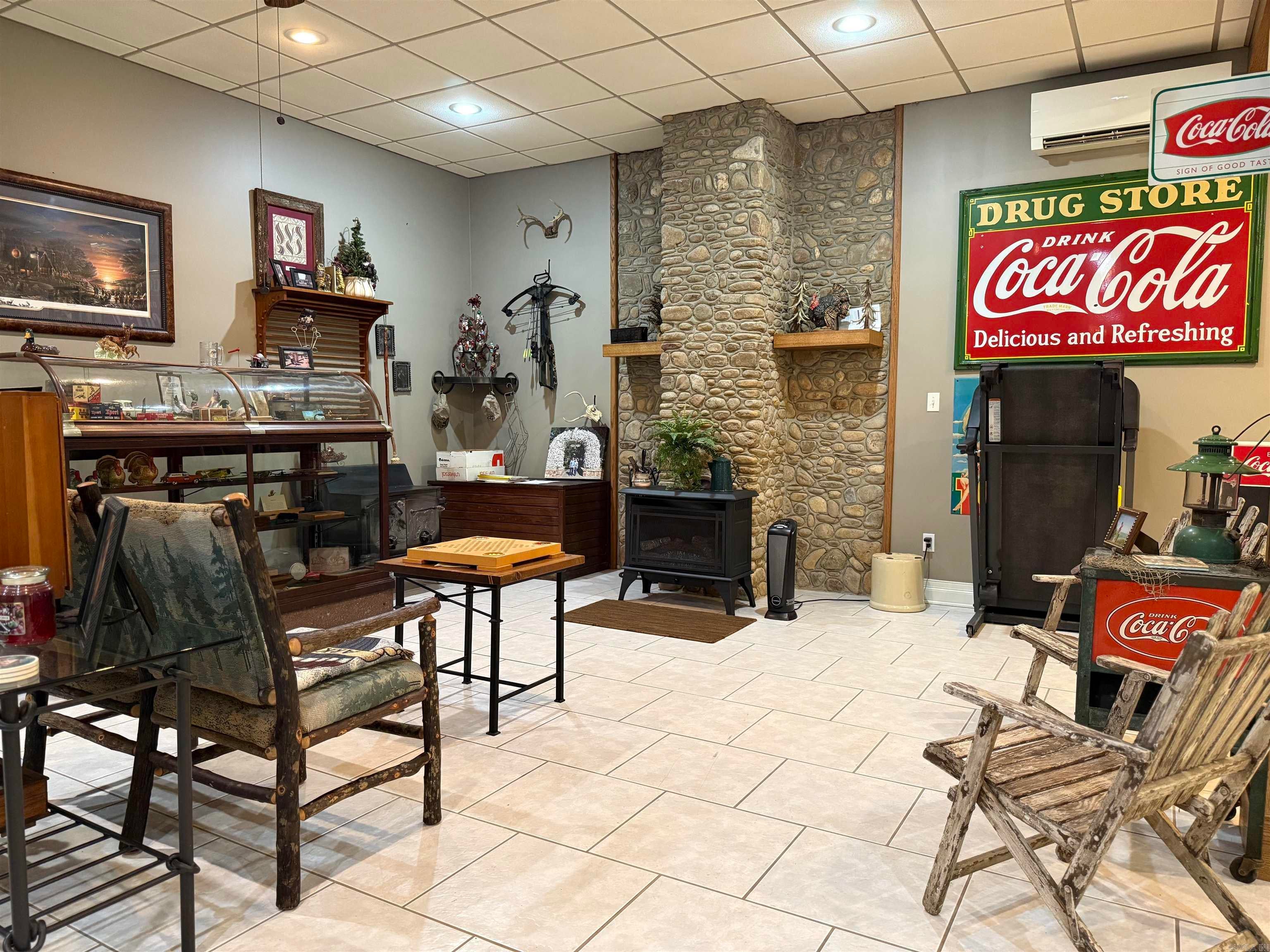 Mountain View, Arkansas, 72560, United States, 4 Bedrooms Bedrooms, ,5 BathroomsBathrooms,Residential,Active,1898230