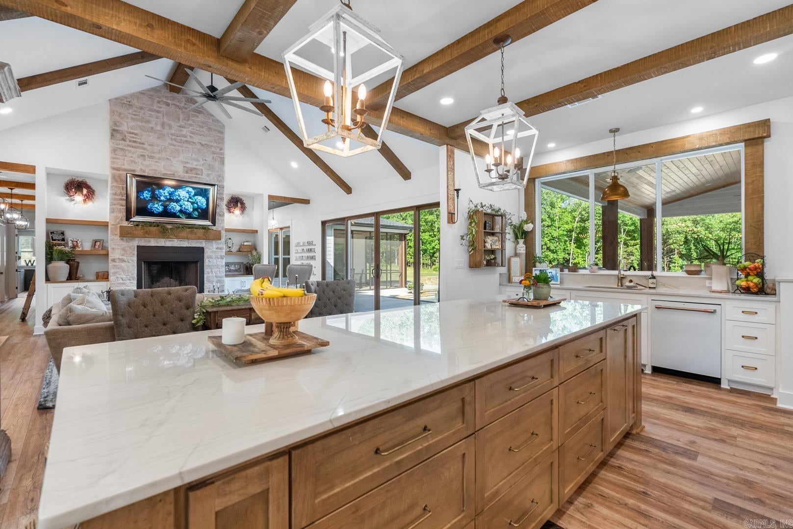 Conway, Arkansas, 72034, United States, ,6 BathroomsBathrooms,Residential,Active,1839450