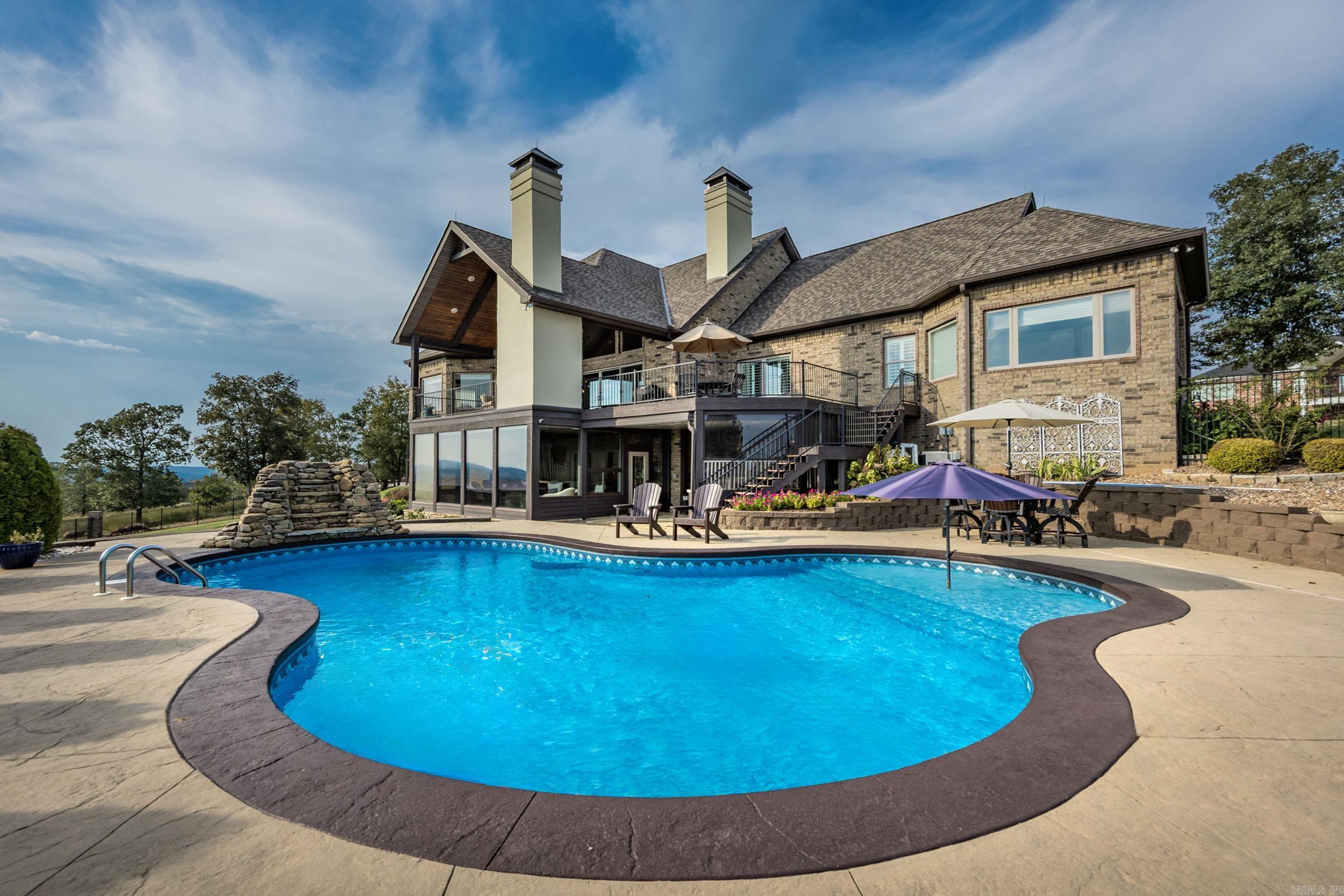 North Little Rock, Arkansas, 72113, United States, 3 Bedrooms Bedrooms, ,4 BathroomsBathrooms,Residential,Active,2010160