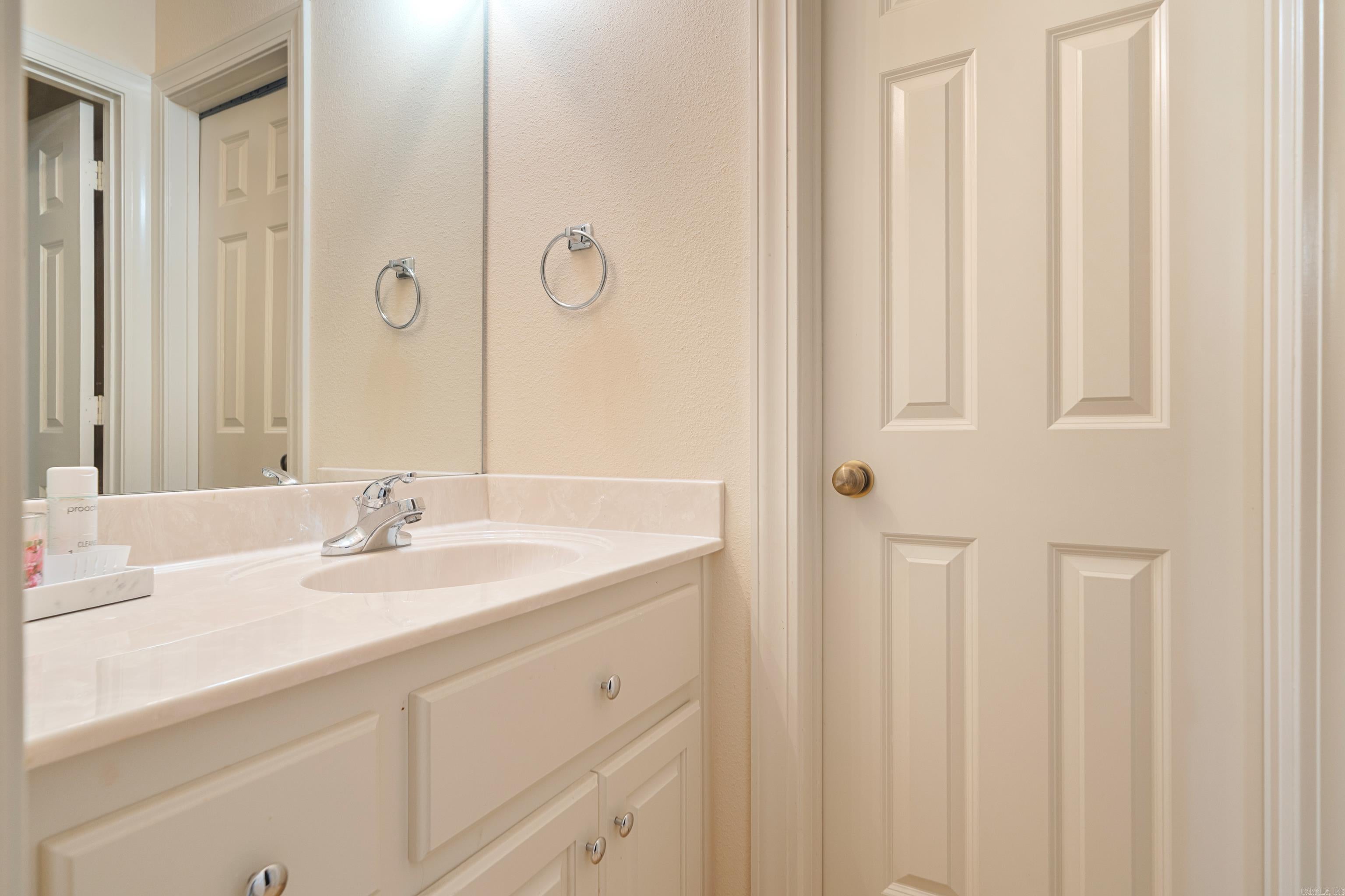 Hot Springs, Arkansas, 71913, United States, 5 Bedrooms Bedrooms, ,5 BathroomsBathrooms,Residential,Active,1990038