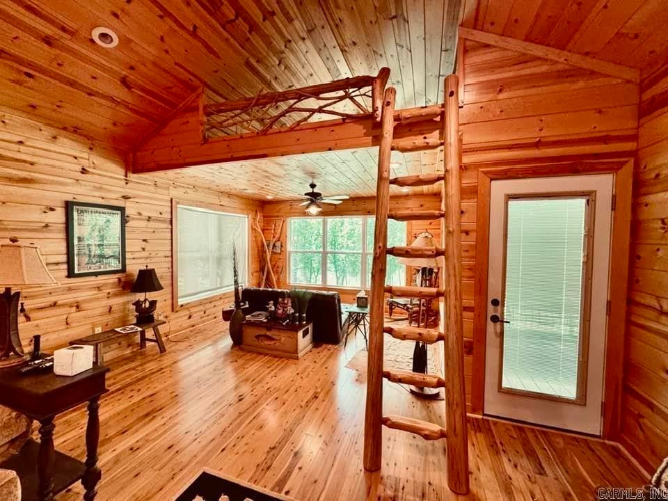 Mountain View, Arkansas, 72560, United States, ,5 BathroomsBathrooms,Residential,Active,1849223