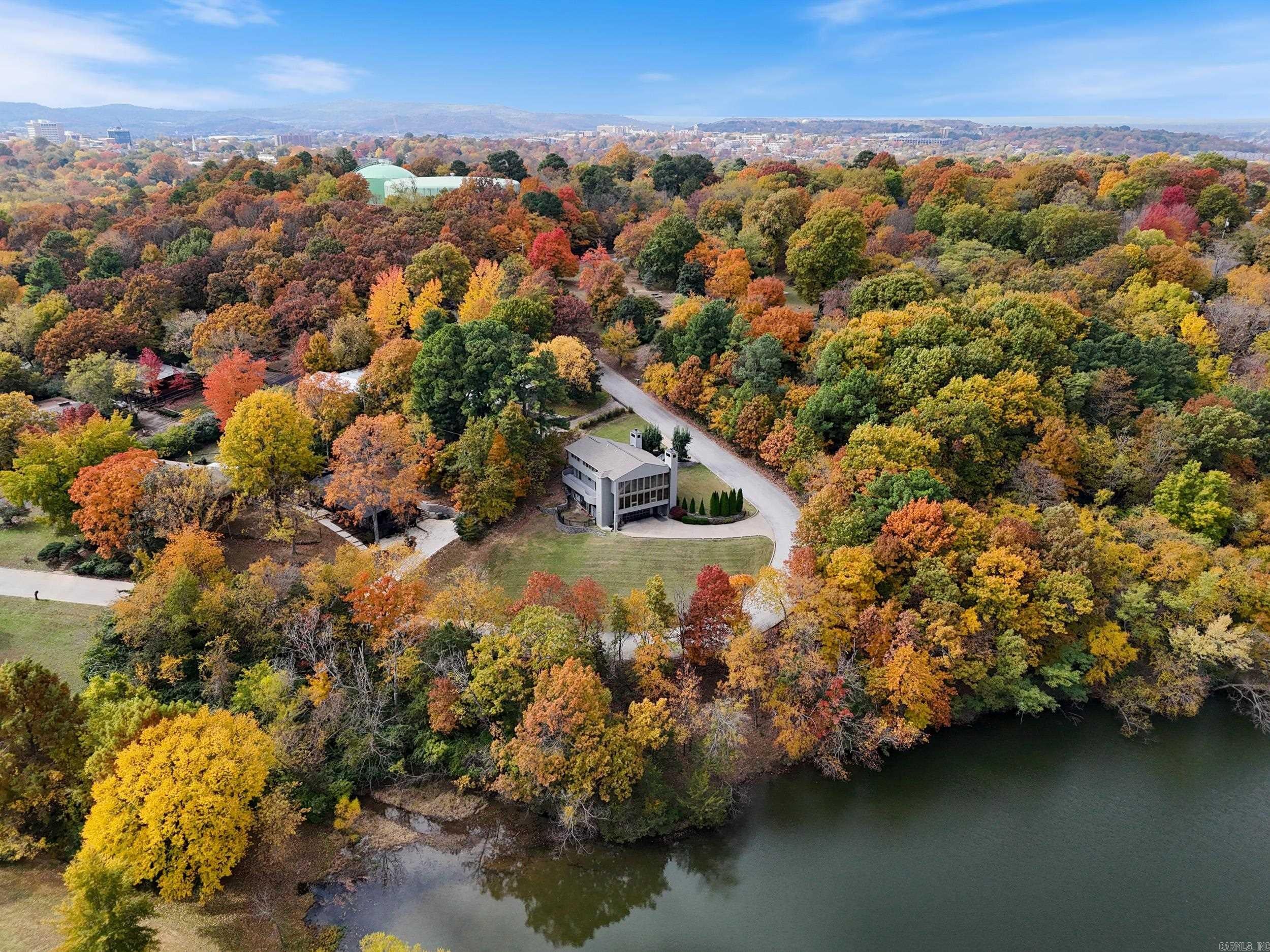 Fayetteville, Arkansas, 72703, United States, 4 Bedrooms Bedrooms, ,3 BathroomsBathrooms,Residential,Active,2007010