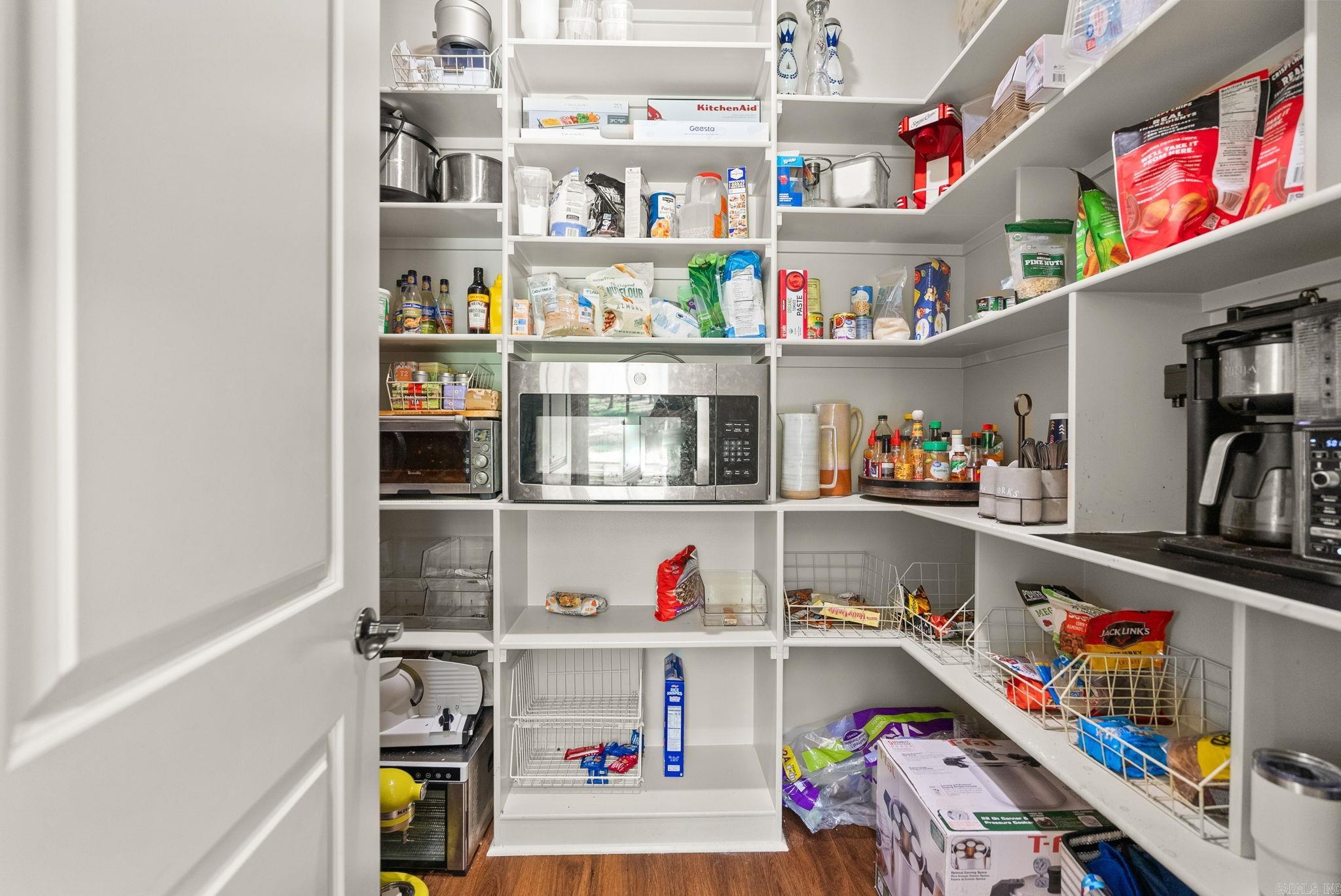 Greenbrier, Arkansas, 72058, United States, 4 Bedrooms Bedrooms, ,5 BathroomsBathrooms,Residential,Active,1954427