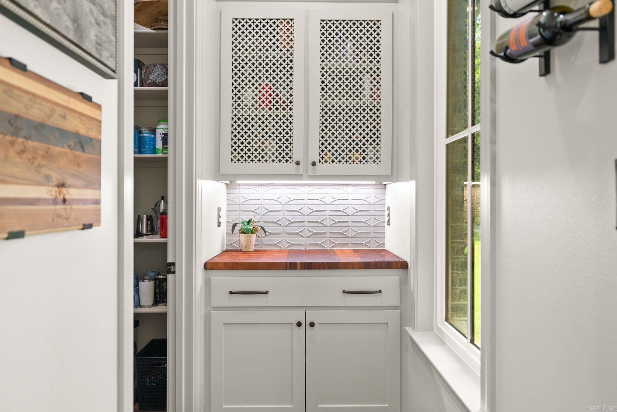 Greenbrier, Arkansas, 72058, United States, 4 Bedrooms Bedrooms, ,5 BathroomsBathrooms,Residential,Active,1954427