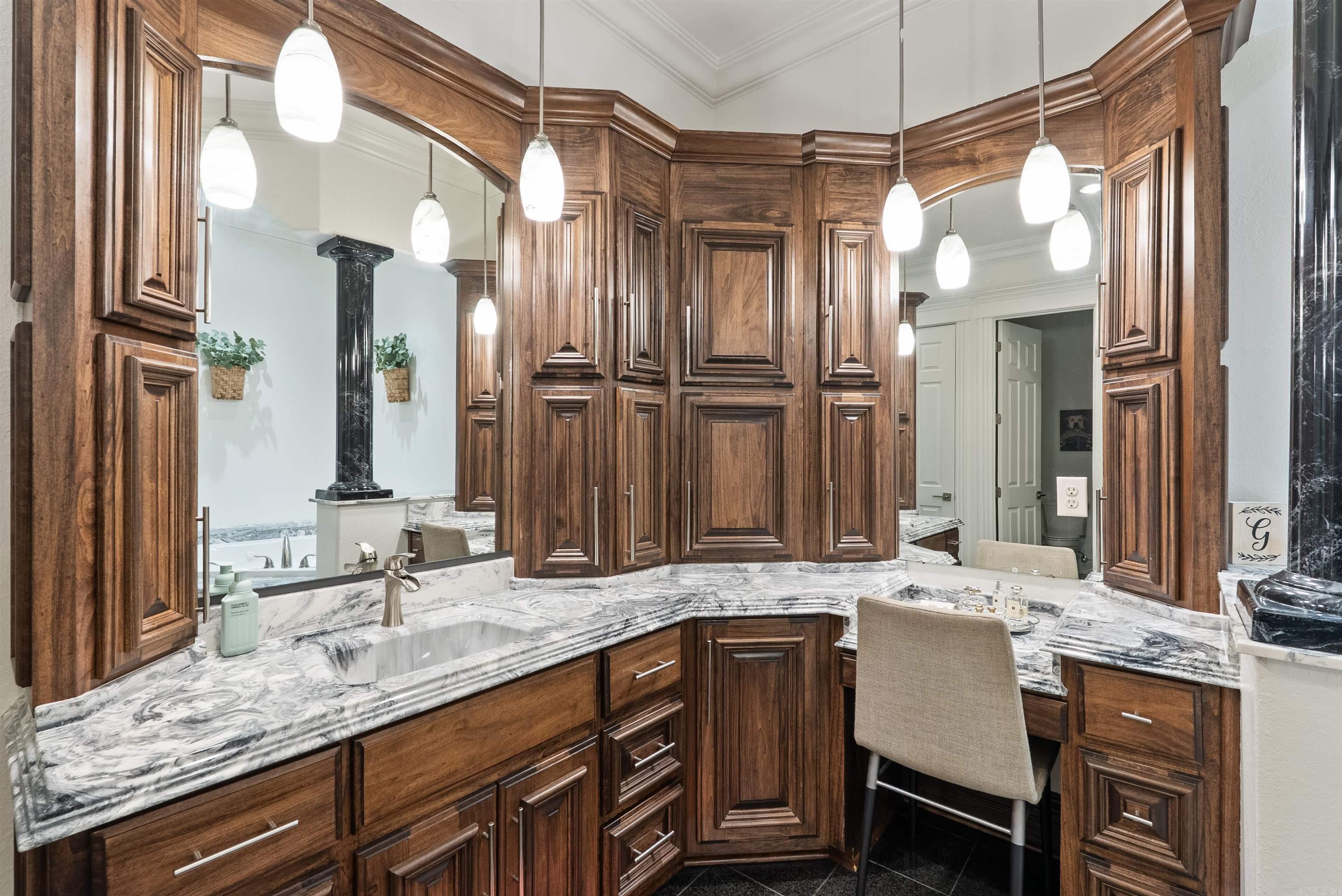 Conway, Arkansas, 72034, United States, ,5 BathroomsBathrooms,Residential,Active,1863501