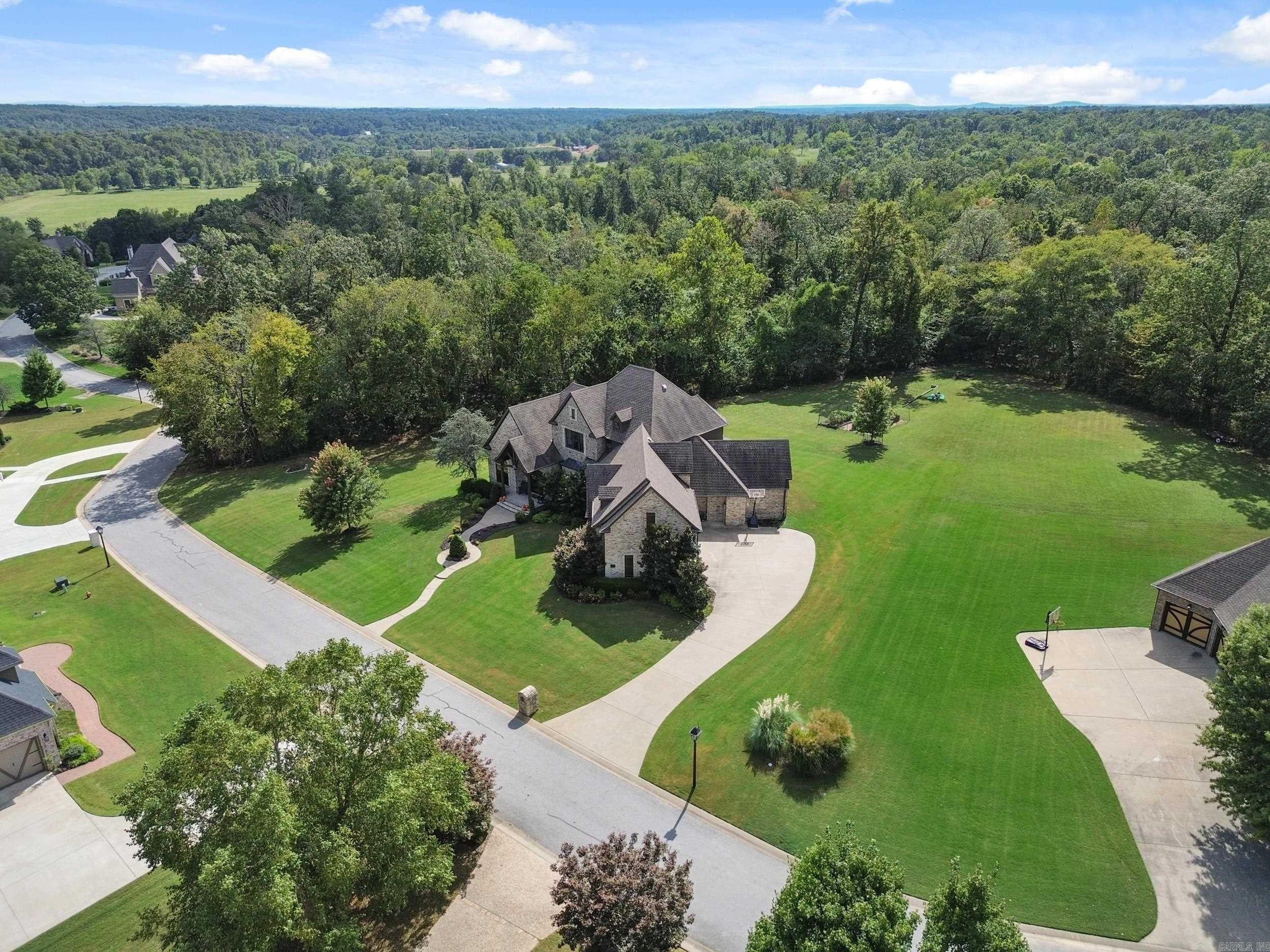 Bentonville, Arkansas, 72713, United States, 4 Bedrooms Bedrooms, ,5 BathroomsBathrooms,Residential,Active,1985867