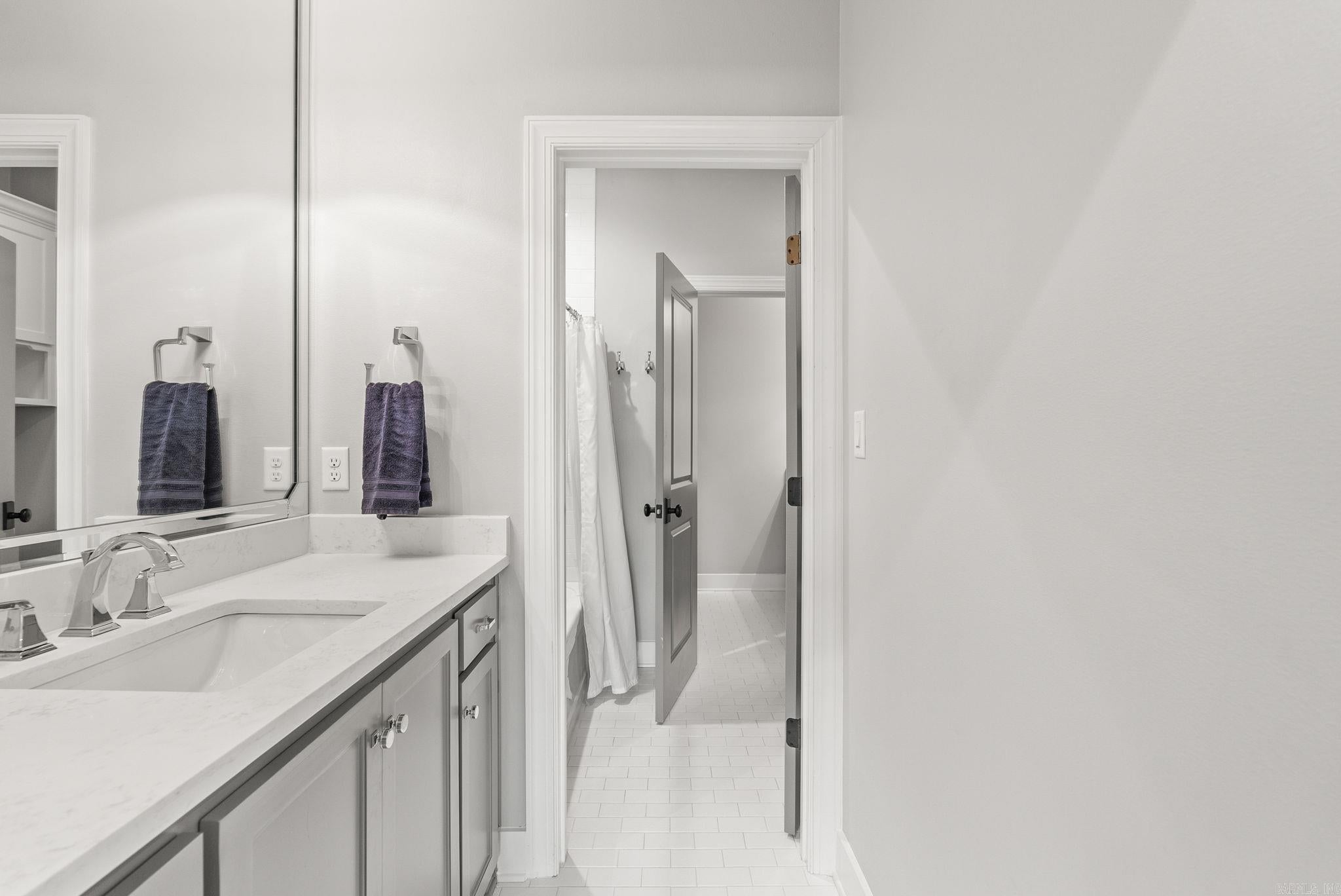 Little Rock, Arkansas, 72211, United States, ,6 BathroomsBathrooms,Residential,Active,1860286