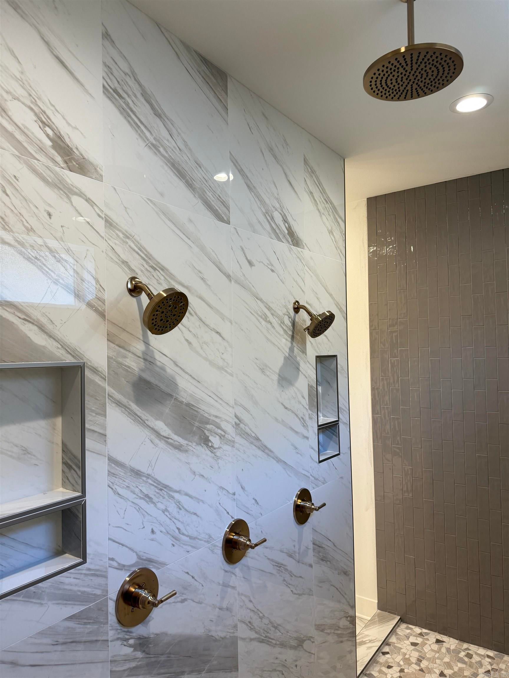 Little Rock, Arkansas, 72223, United States, 5 Bedrooms Bedrooms, ,5 BathroomsBathrooms,Residential,Active,1894548