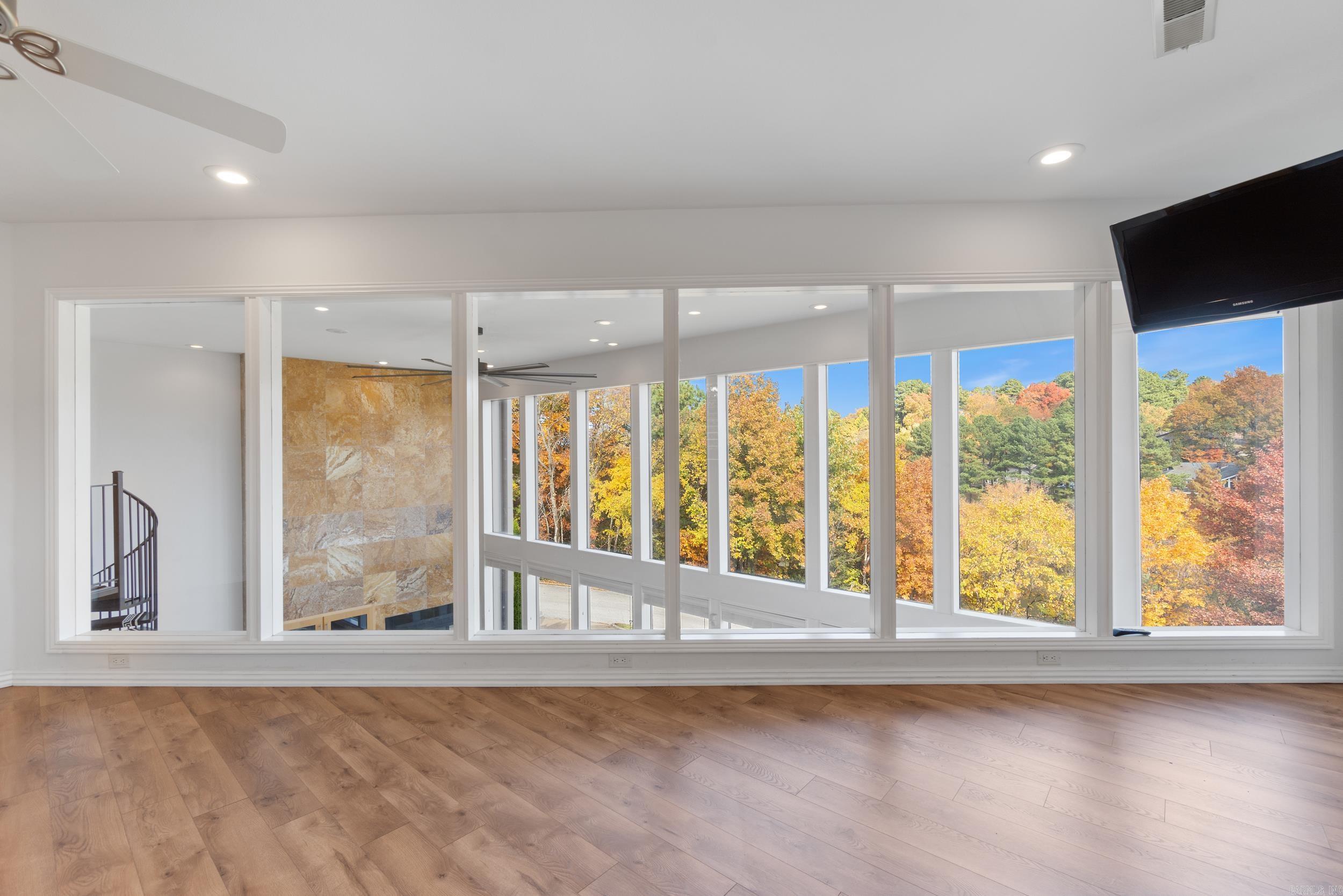 Fayetteville, Arkansas, 72703, United States, 4 Bedrooms Bedrooms, ,3 BathroomsBathrooms,Residential,Active,2007010