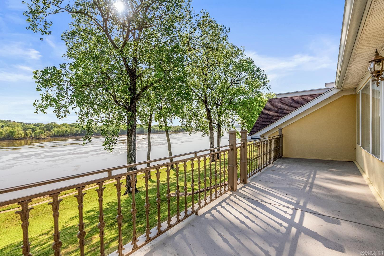 Little Rock, Arkansas, 72202, United States, 3 Bedrooms Bedrooms, ,3 BathroomsBathrooms,Residential,Active,1964472