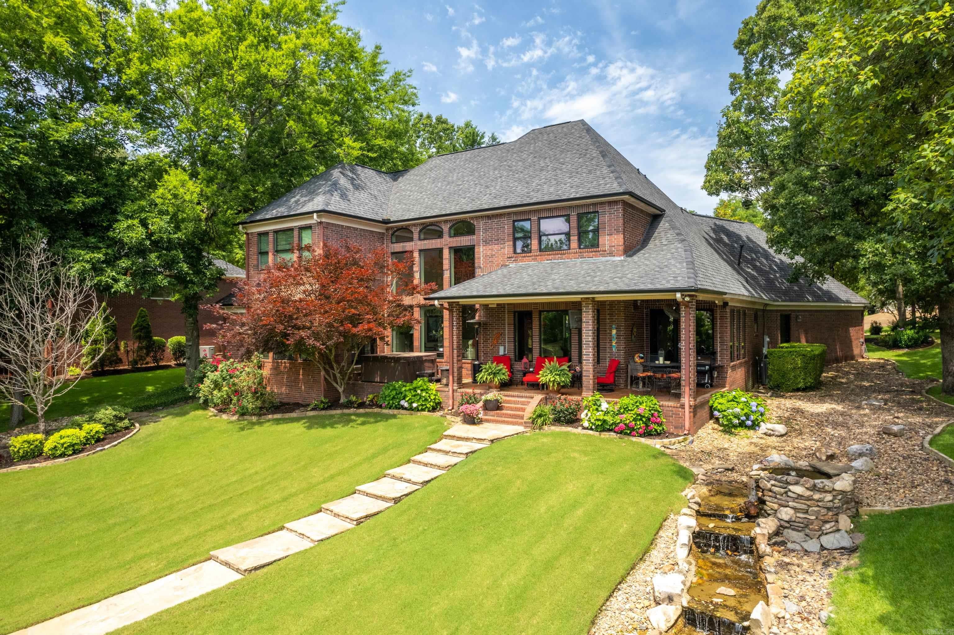 Hot Springs, Arkansas, 71913, United States, 5 Bedrooms Bedrooms, ,5 BathroomsBathrooms,Residential,Active,1990038