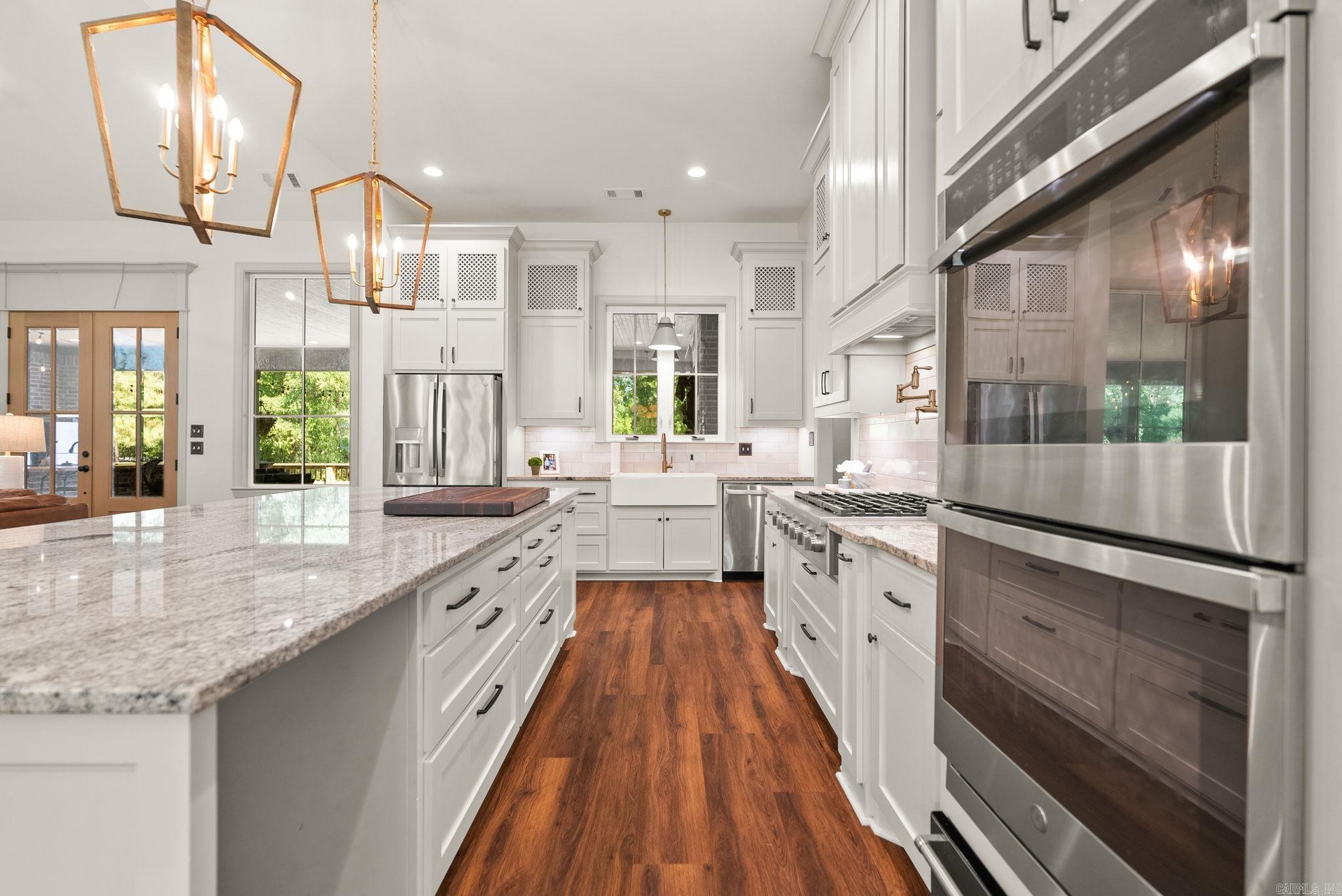 Greenbrier, Arkansas, 72058, United States, 4 Bedrooms Bedrooms, ,5 BathroomsBathrooms,Residential,Active,1954427