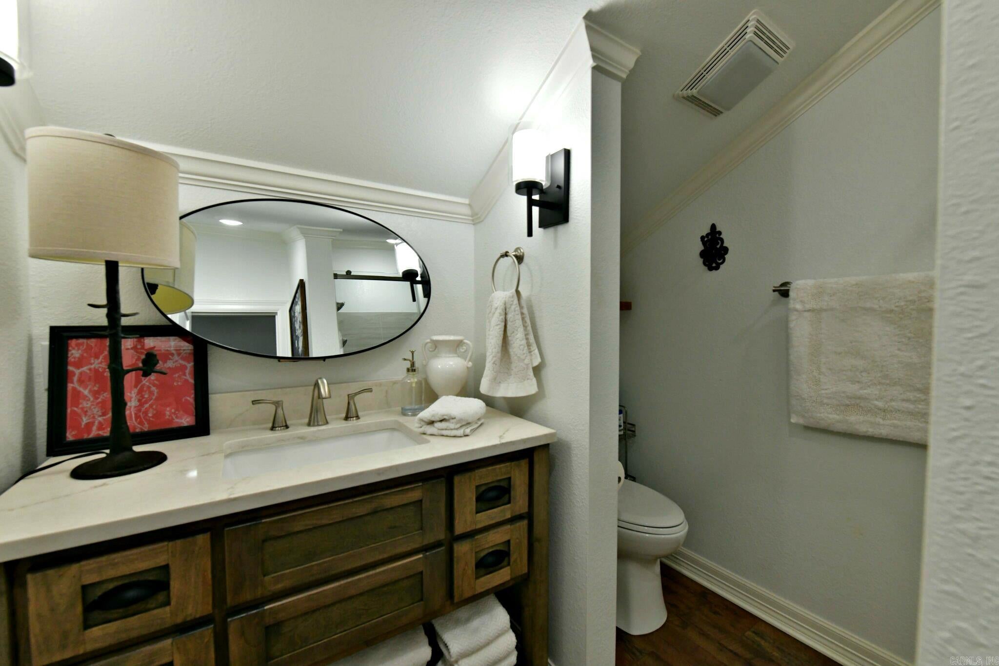 Mena, Arkansas, 71953, United States, 3 Bedrooms Bedrooms, ,3 BathroomsBathrooms,Residential,Active,1998755