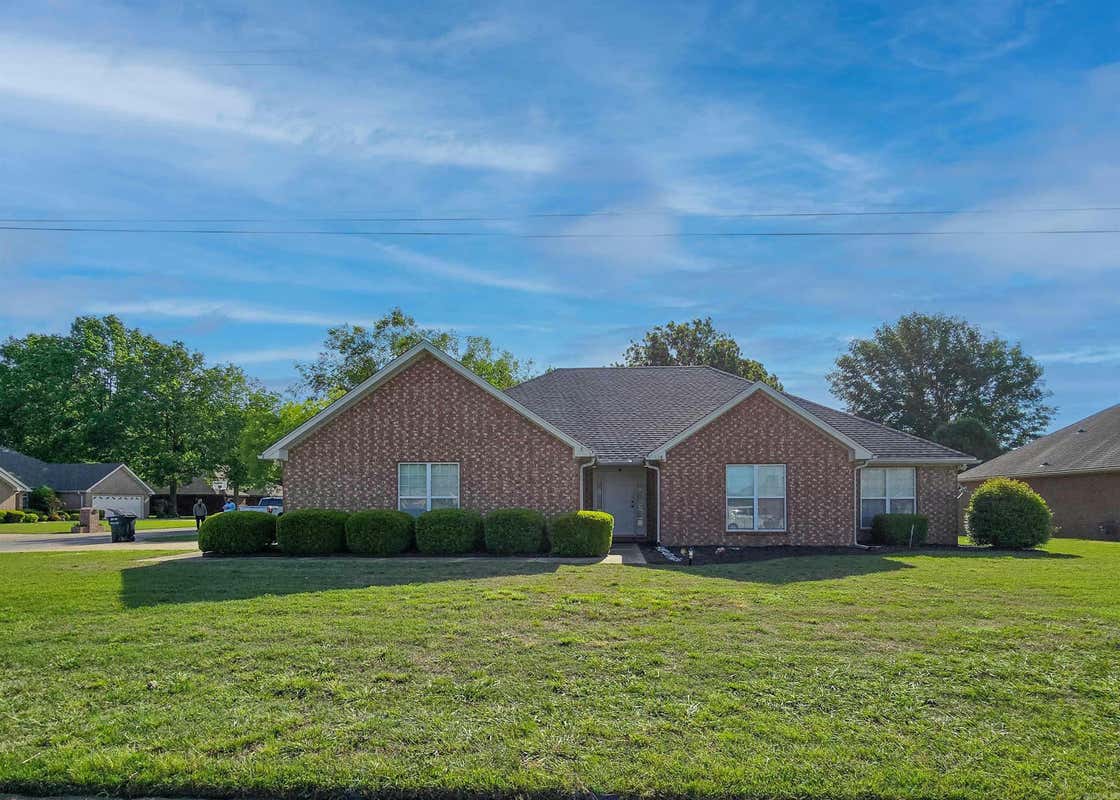 628 PRIMROSE LN, TRUMANN, AR 72472, photo 1 of 50