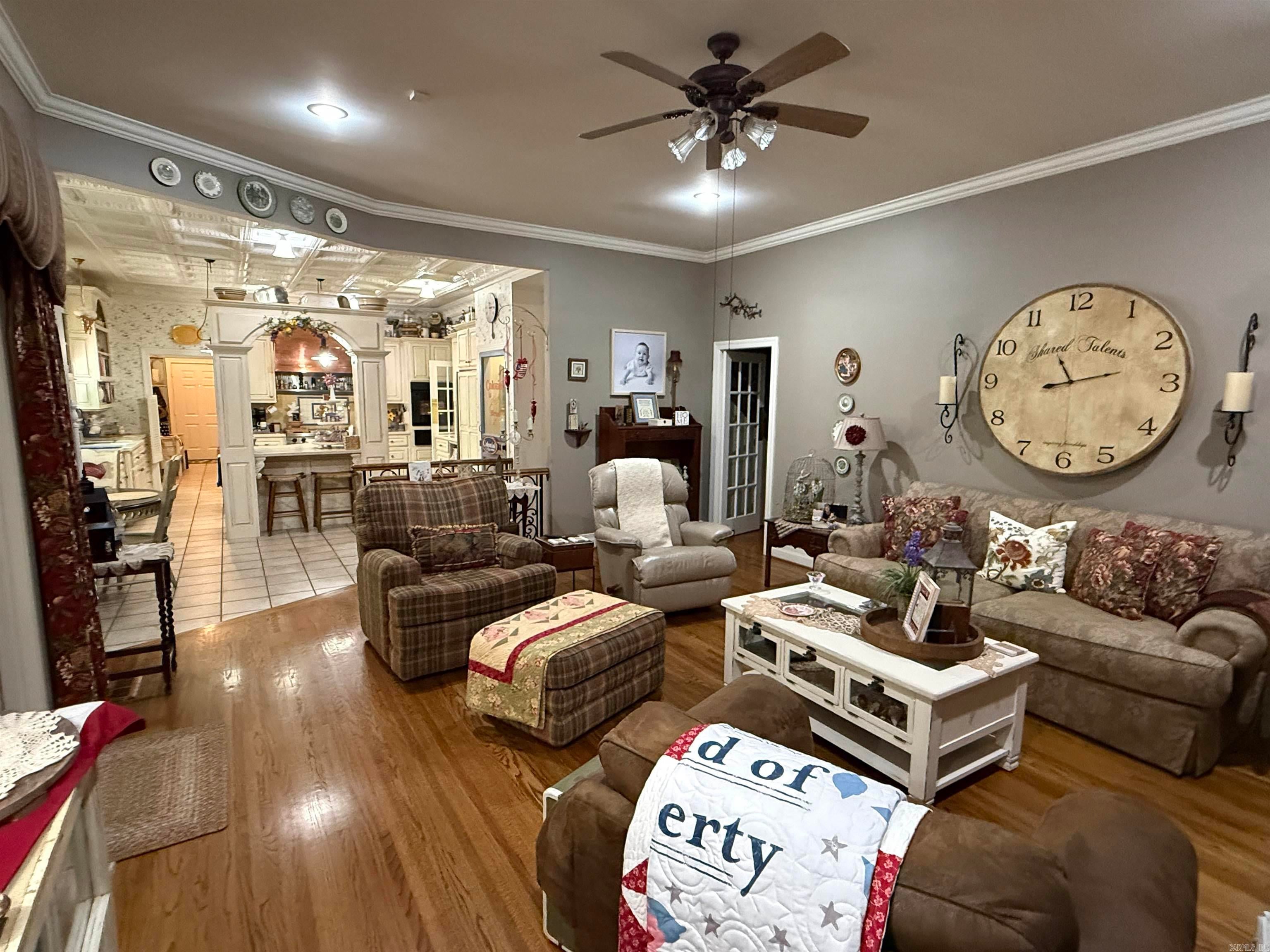 Mountain View, Arkansas, 72560, United States, 4 Bedrooms Bedrooms, ,5 BathroomsBathrooms,Residential,Active,1898230