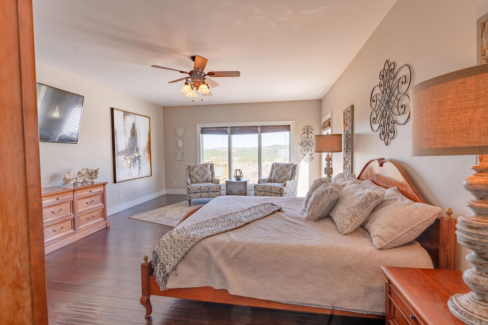 Greers Ferry, Arkansas, 72067, United States, 4 Bedrooms Bedrooms, ,4 BathroomsBathrooms,Residential,Active,1898024