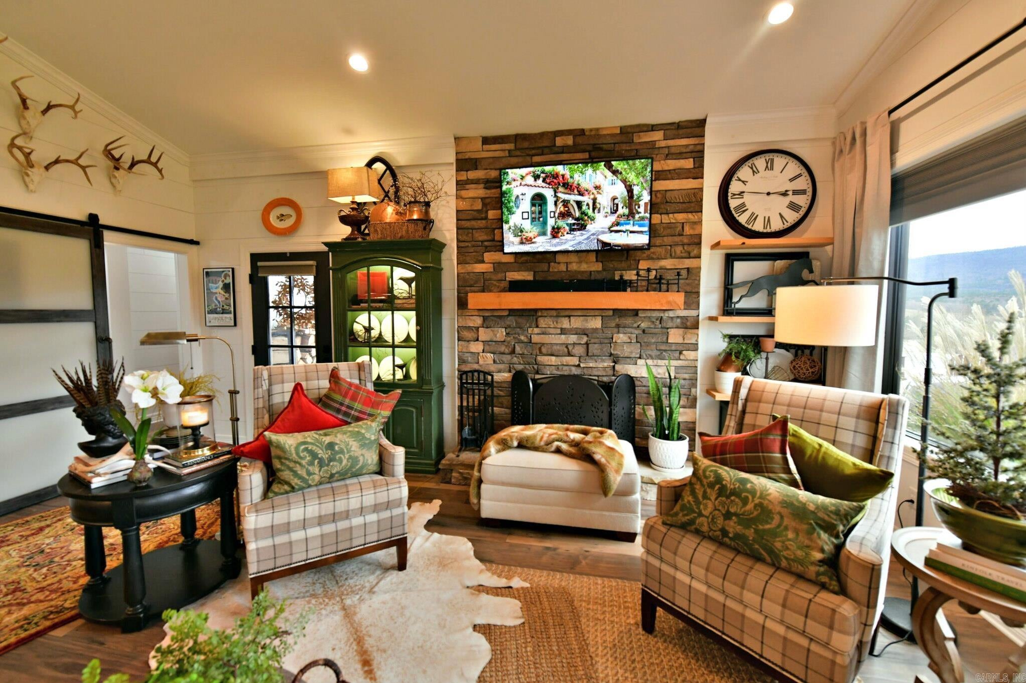 Mena, Arkansas, 71953, United States, 3 Bedrooms Bedrooms, ,3 BathroomsBathrooms,Residential,Active,1998755