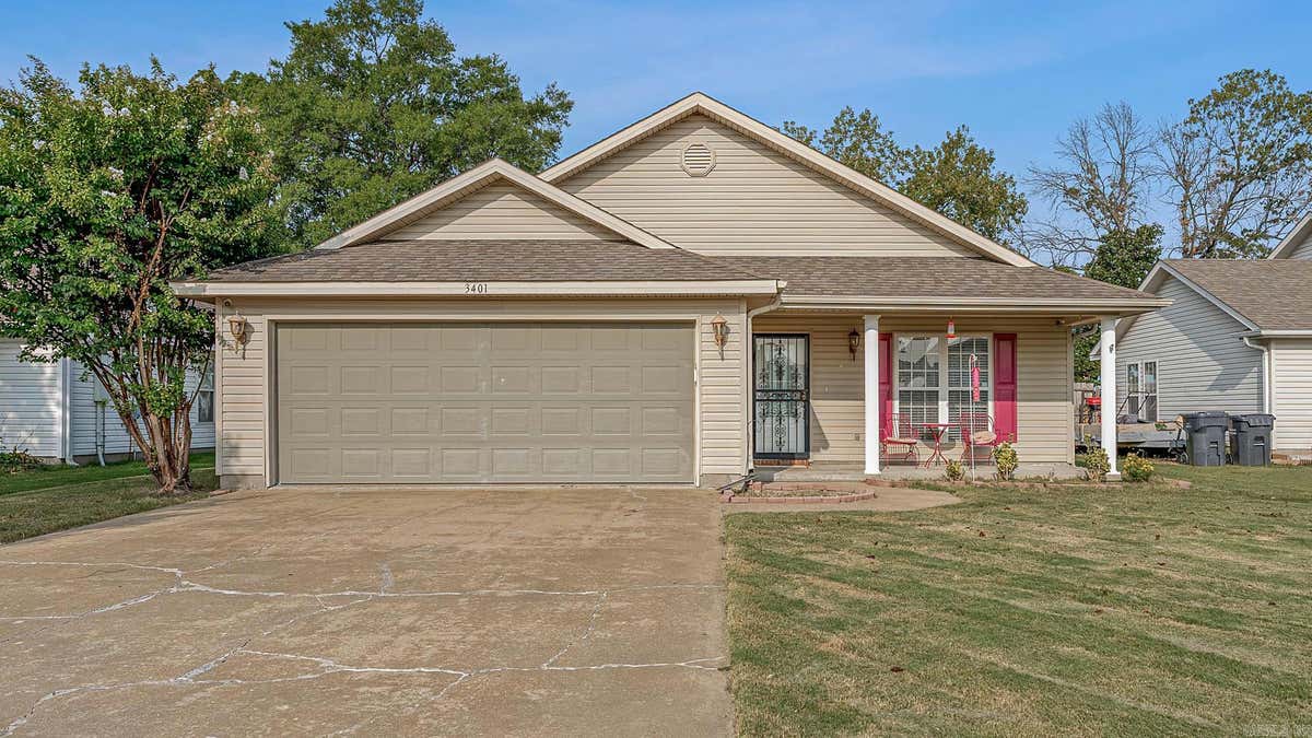 3401 DERBY DR, JONESBORO, AR 72404, photo 1 of 25