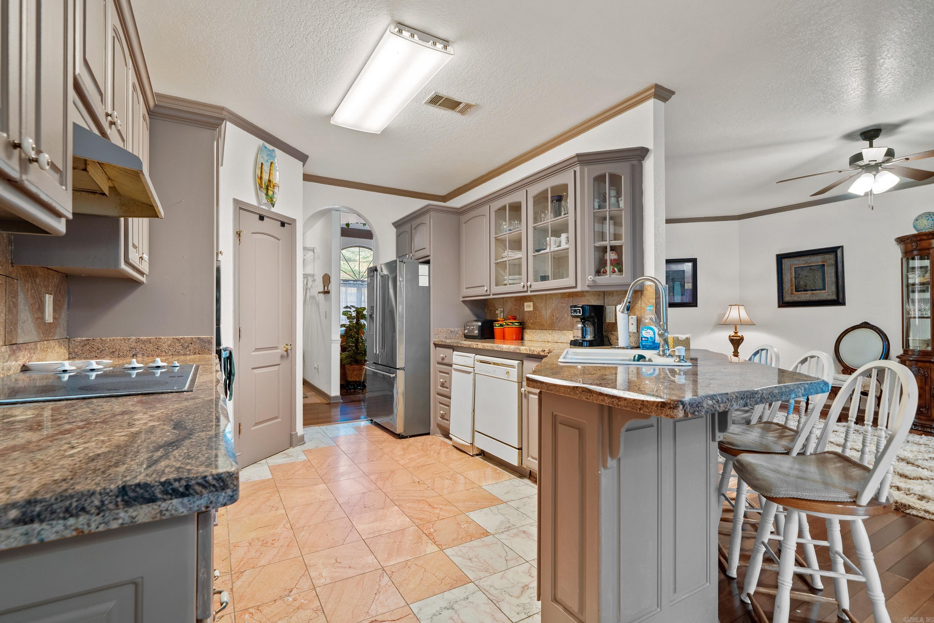 Hot Springs National Park, Arkansas, 71901, United States, 6 Bedrooms Bedrooms, ,5 BathroomsBathrooms,Residential,Active,2007052