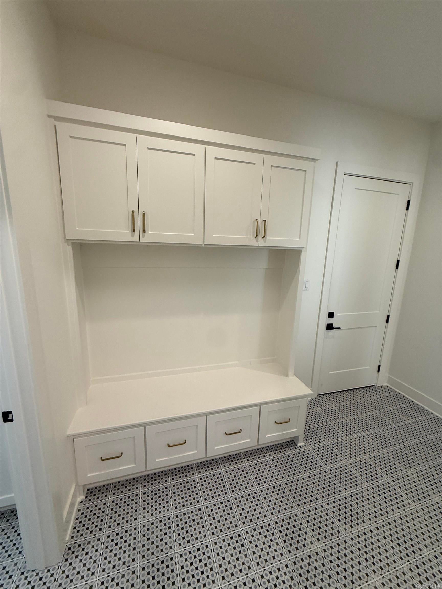 Little Rock, Arkansas, 72223, United States, 5 Bedrooms Bedrooms, ,5 BathroomsBathrooms,Residential,Active,1894548