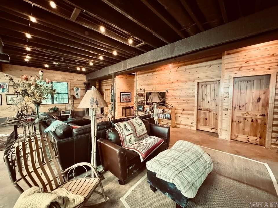 Mountain View, Arkansas, 72560, United States, ,5 BathroomsBathrooms,Residential,Active,1849223