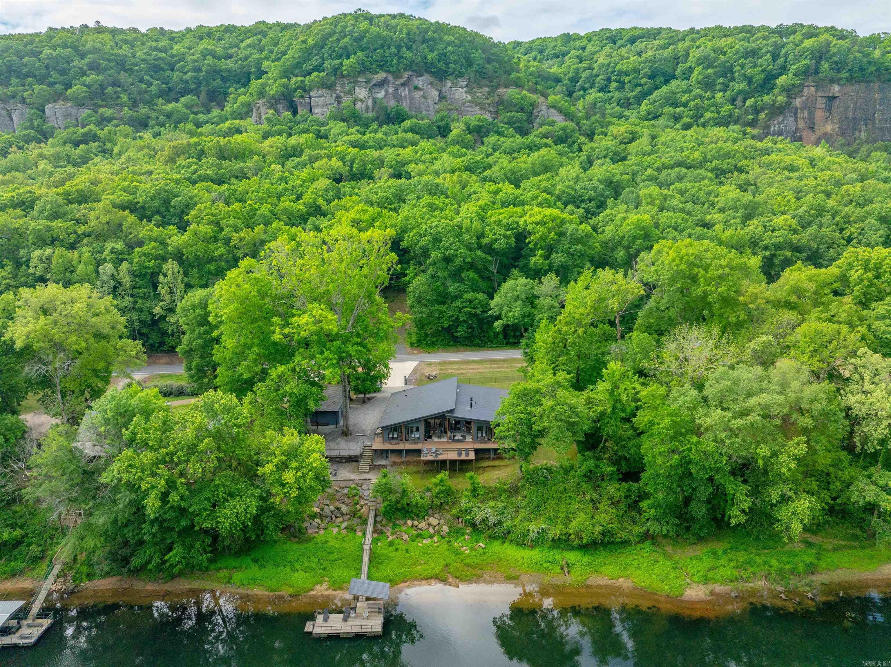 Heber Springs, Arkansas, 72543, United States, 4 Bedrooms Bedrooms, ,6 BathroomsBathrooms,Residential,Active,2045791