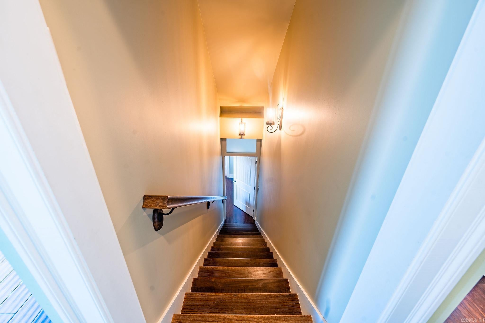 Greers Ferry, Arkansas, 72067, United States, 4 Bedrooms Bedrooms, ,4 BathroomsBathrooms,Residential,Active,1898024