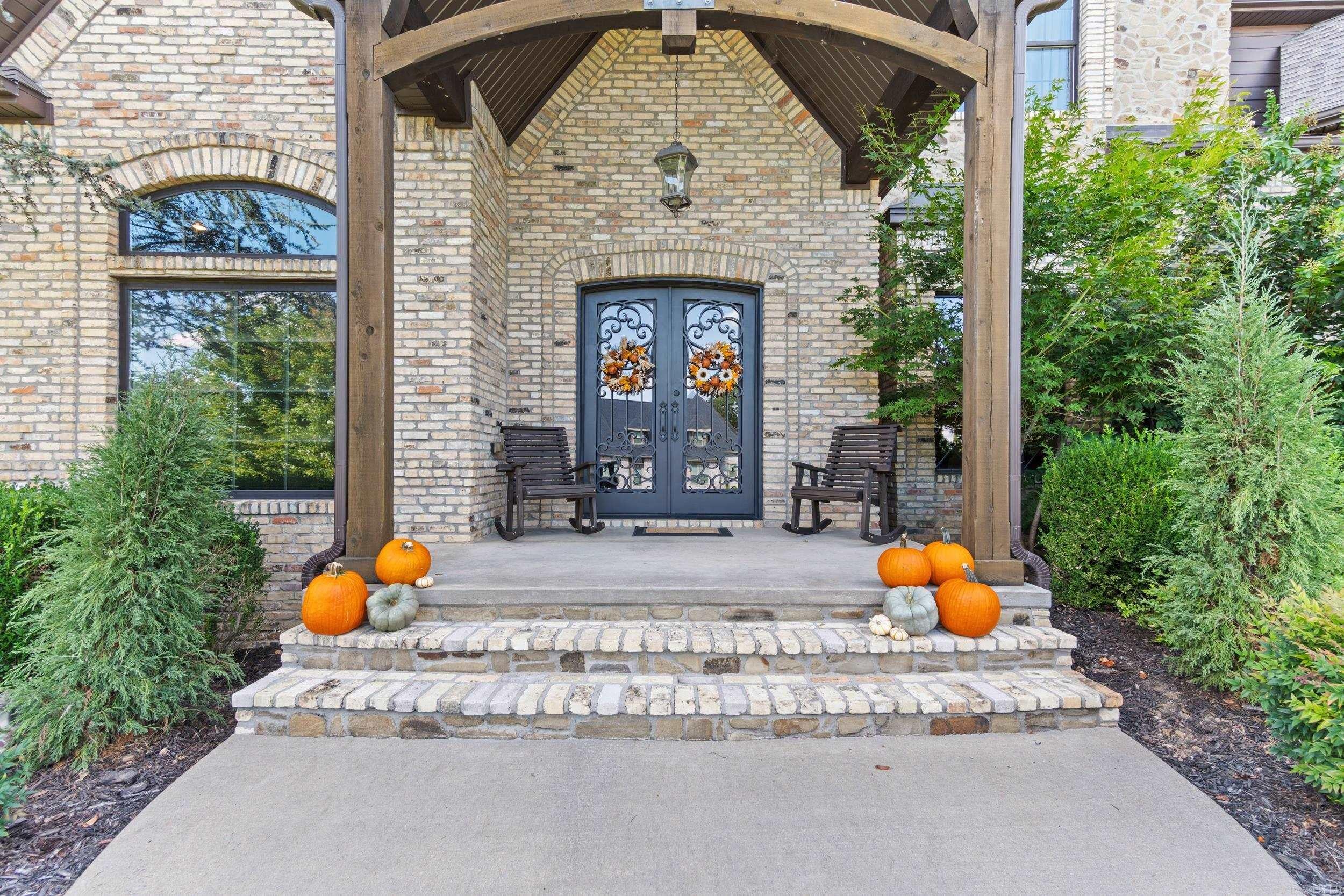 Bentonville, Arkansas, 72713, United States, 4 Bedrooms Bedrooms, ,5 BathroomsBathrooms,Residential,Active,1985867