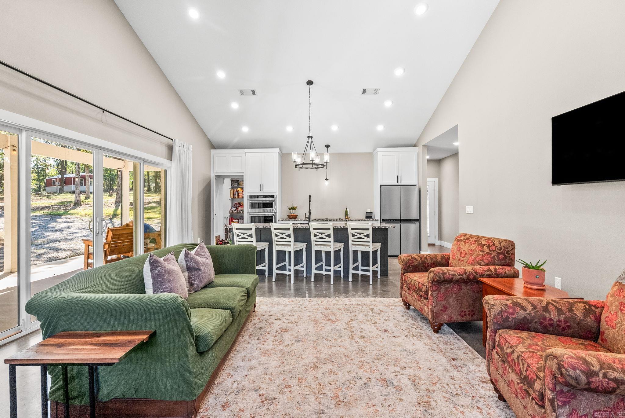 Greenbrier, Arkansas, 72058, United States, 4 Bedrooms Bedrooms, ,5 BathroomsBathrooms,Residential,Active,1954427