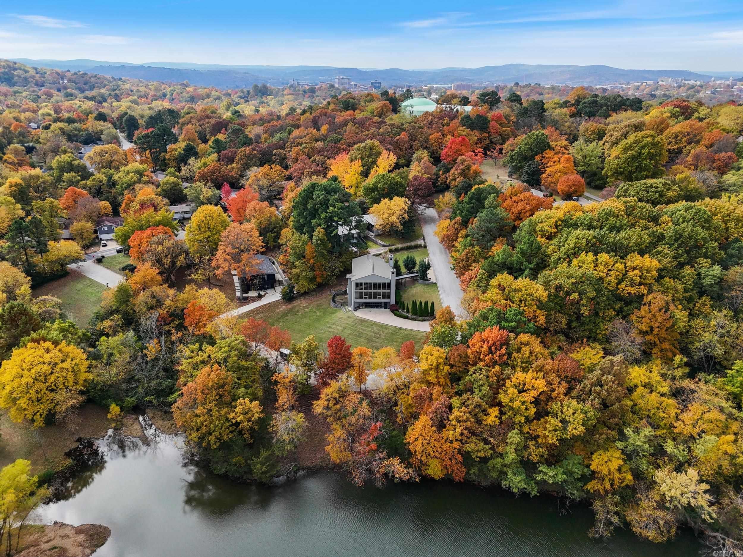 Fayetteville, Arkansas, 72703, United States, 4 Bedrooms Bedrooms, ,3 BathroomsBathrooms,Residential,Active,2007010