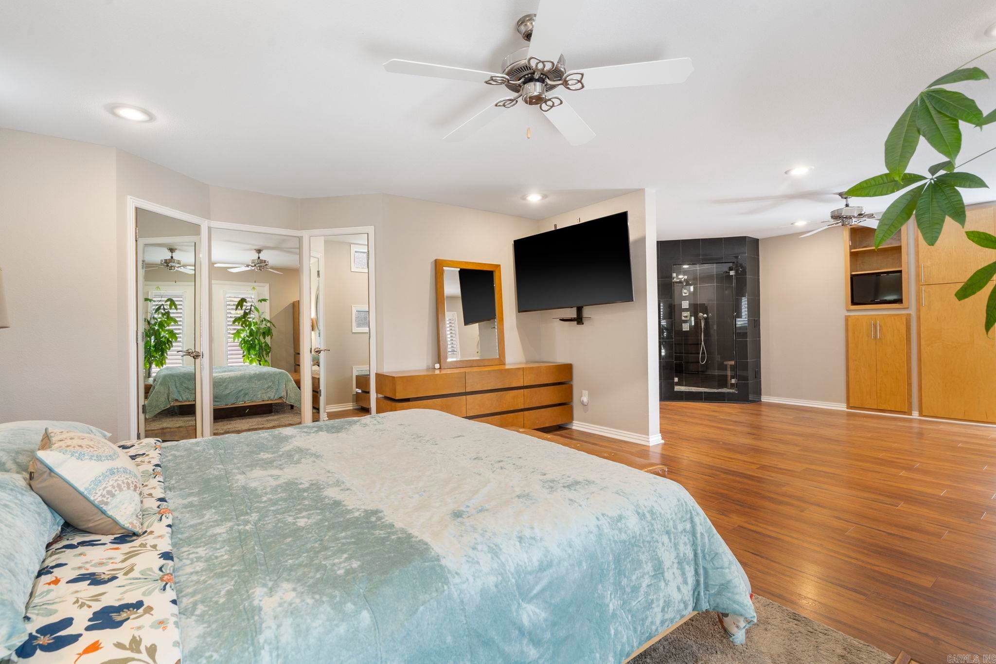 Fayetteville, Arkansas, 72703, United States, 4 Bedrooms Bedrooms, ,3 BathroomsBathrooms,Residential,Active,2007010