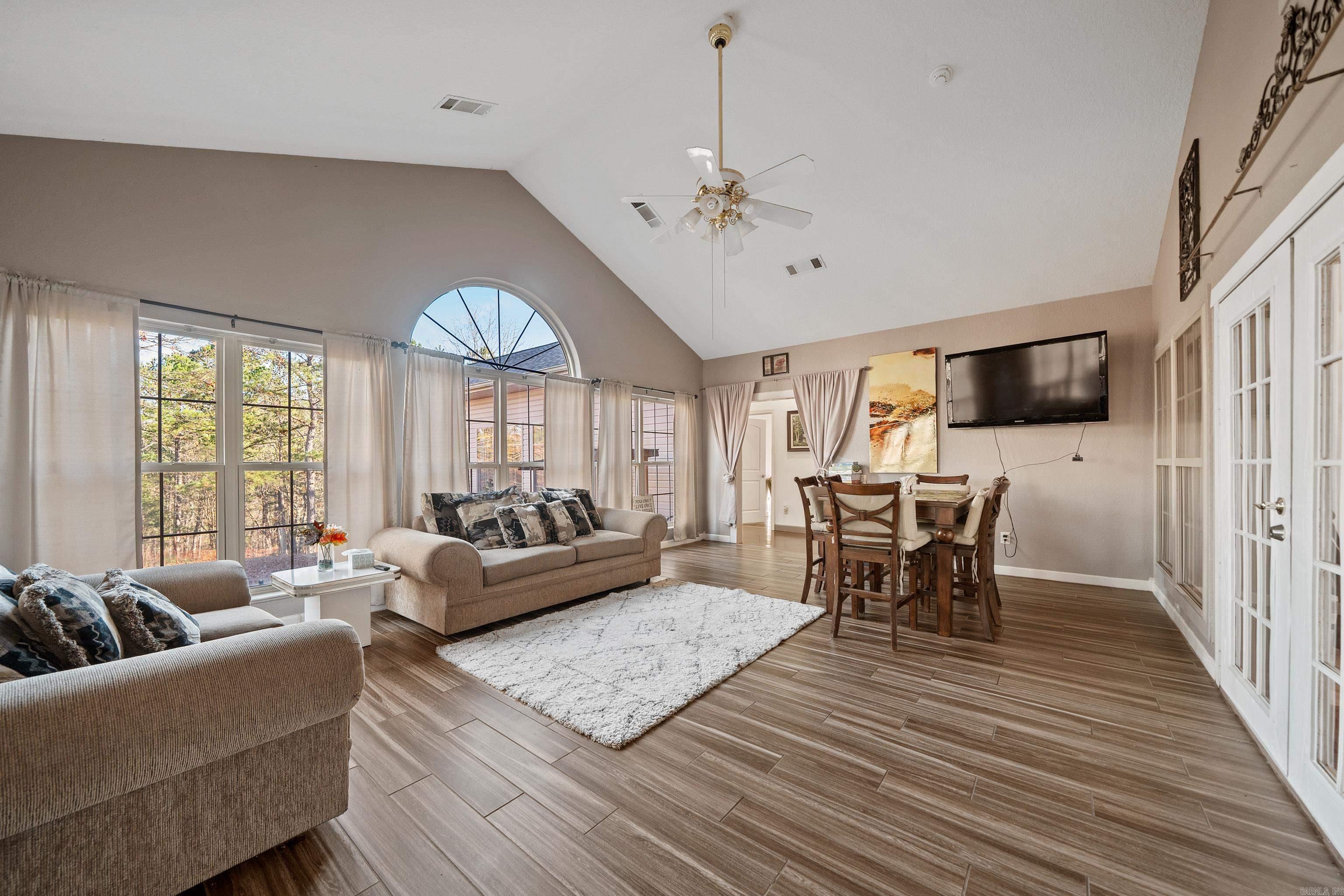 Hot Springs National Park, Arkansas, 71901, United States, 6 Bedrooms Bedrooms, ,5 BathroomsBathrooms,Residential,Active,2007052