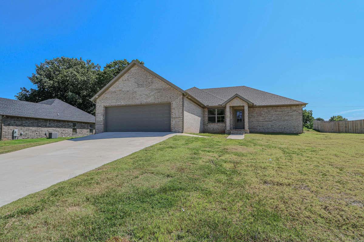 2003 N 29TH ST, PARAGOULD, AR 72450, photo 1 of 17