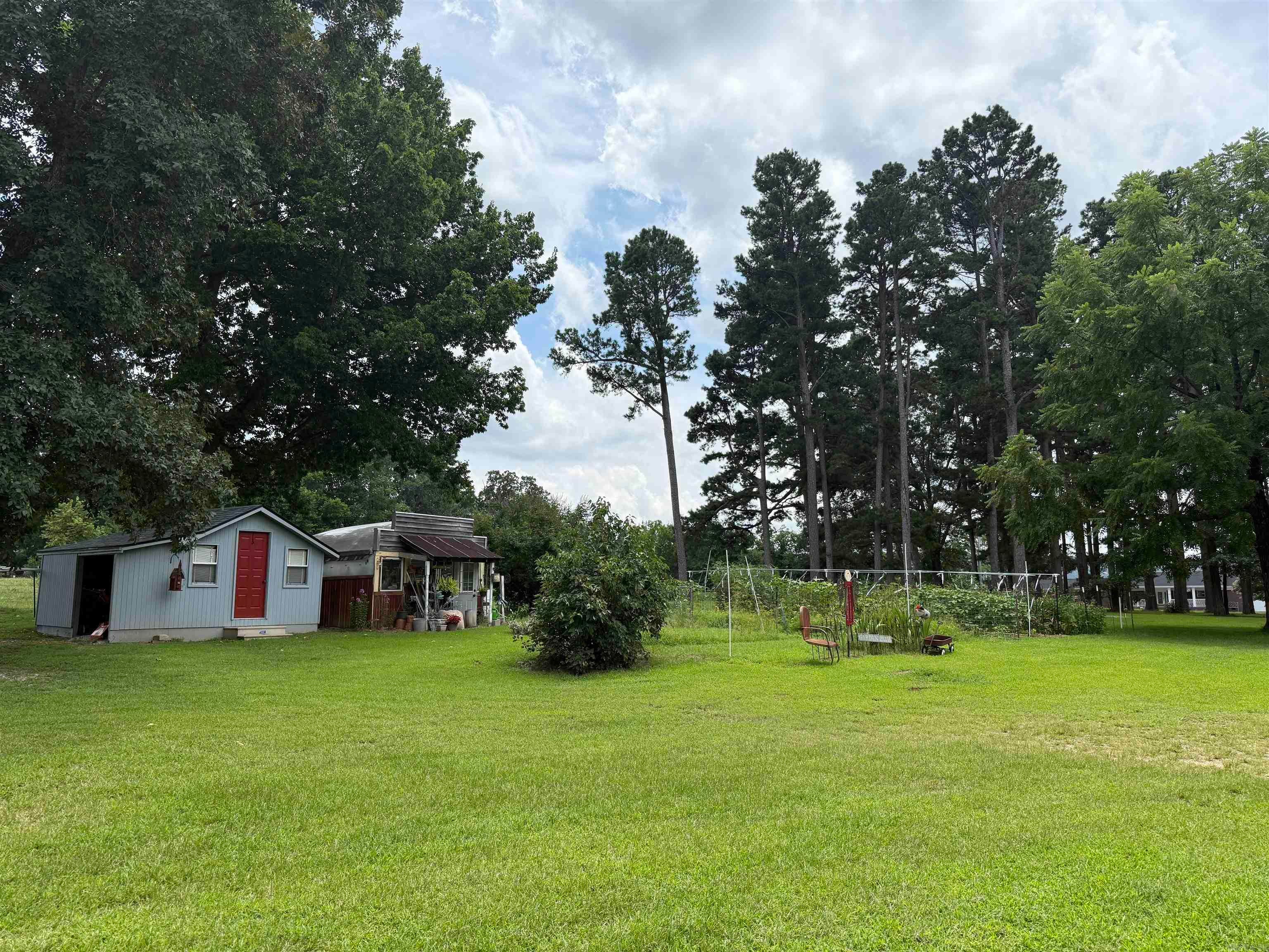 Mountain View, Arkansas, 72560, United States, 4 Bedrooms Bedrooms, ,5 BathroomsBathrooms,Residential,Active,1898230