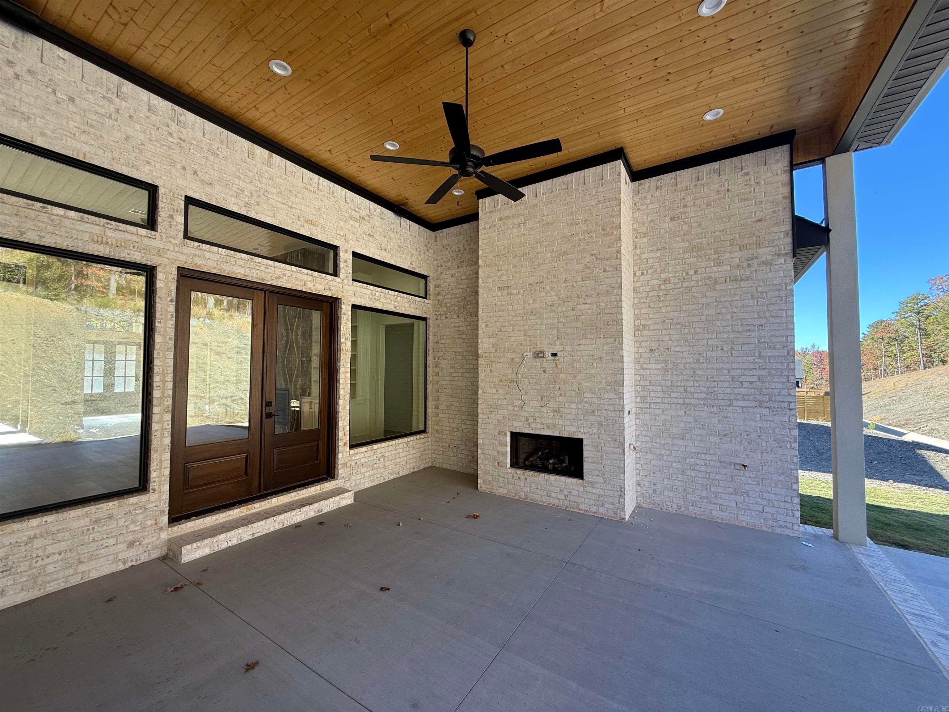 Little Rock, Arkansas, 72223, United States, 5 Bedrooms Bedrooms, ,5 BathroomsBathrooms,Residential,Active,1894548