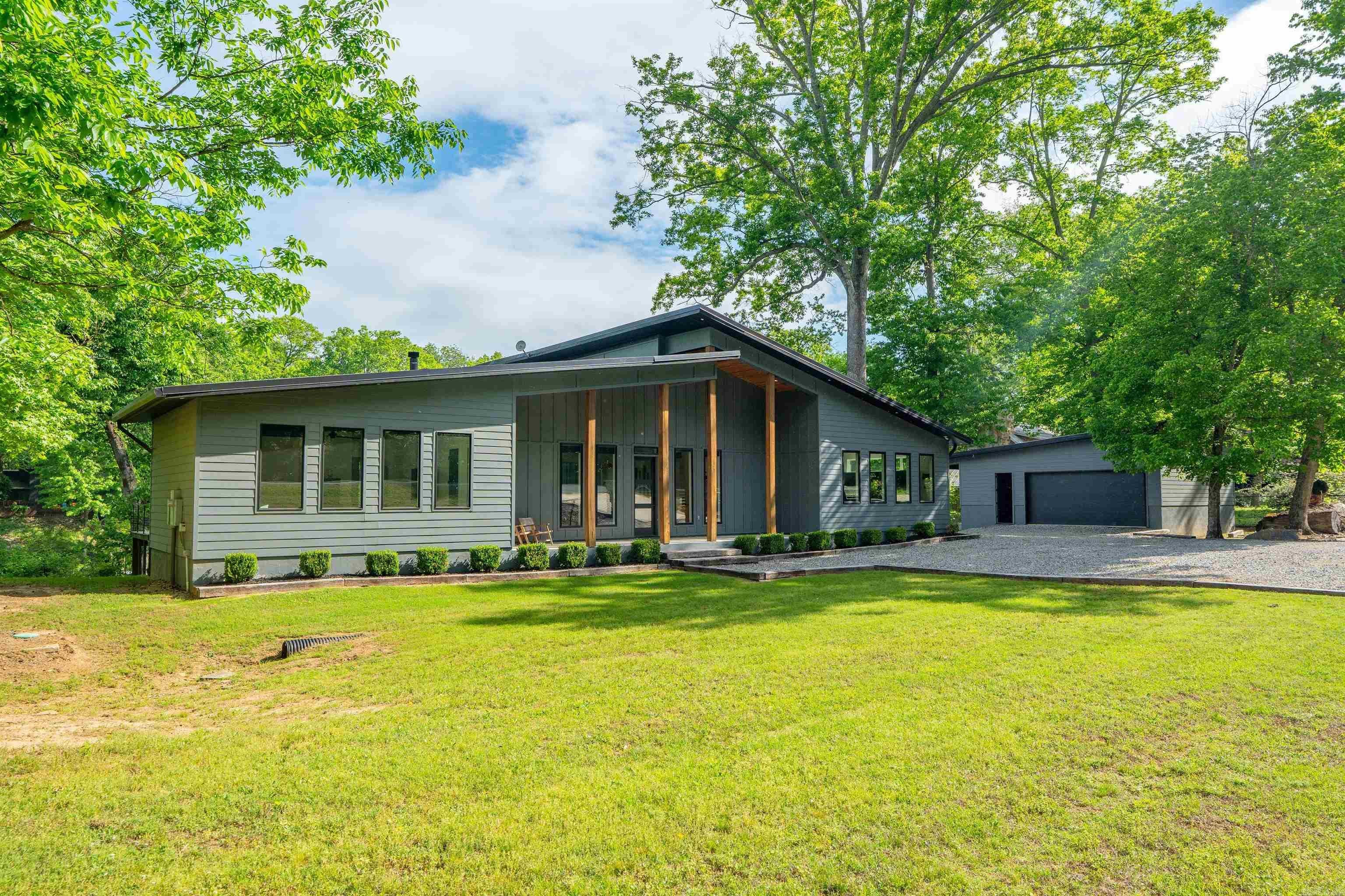 Heber Springs, Arkansas, 72543, United States, 4 Bedrooms Bedrooms, ,6 BathroomsBathrooms,Residential,Active,2045791