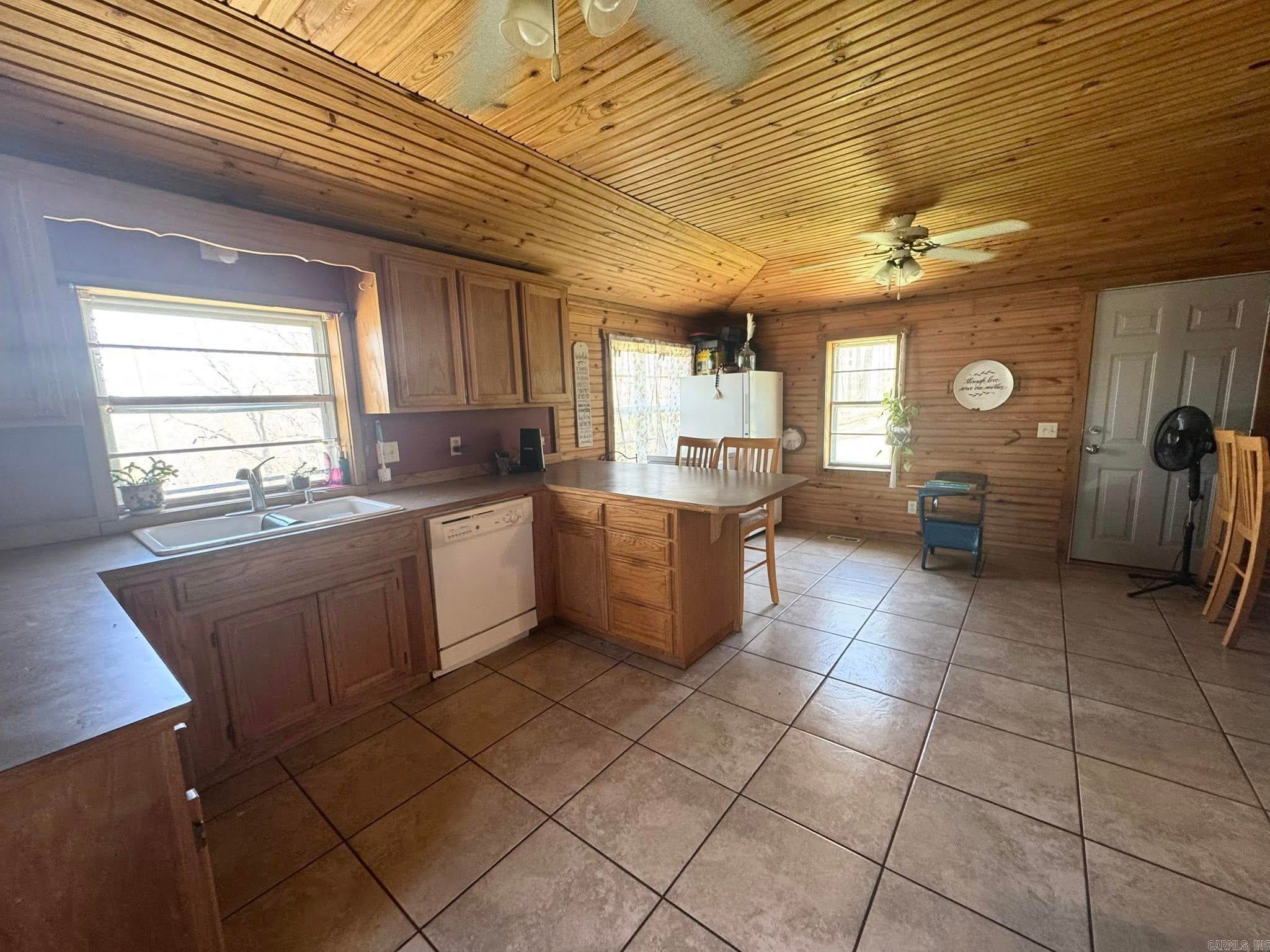 Fifty-Six, Arkansas, 72533, United States, 3 Bedrooms Bedrooms, ,1 BathroomBathrooms,Residential,Active,1787166