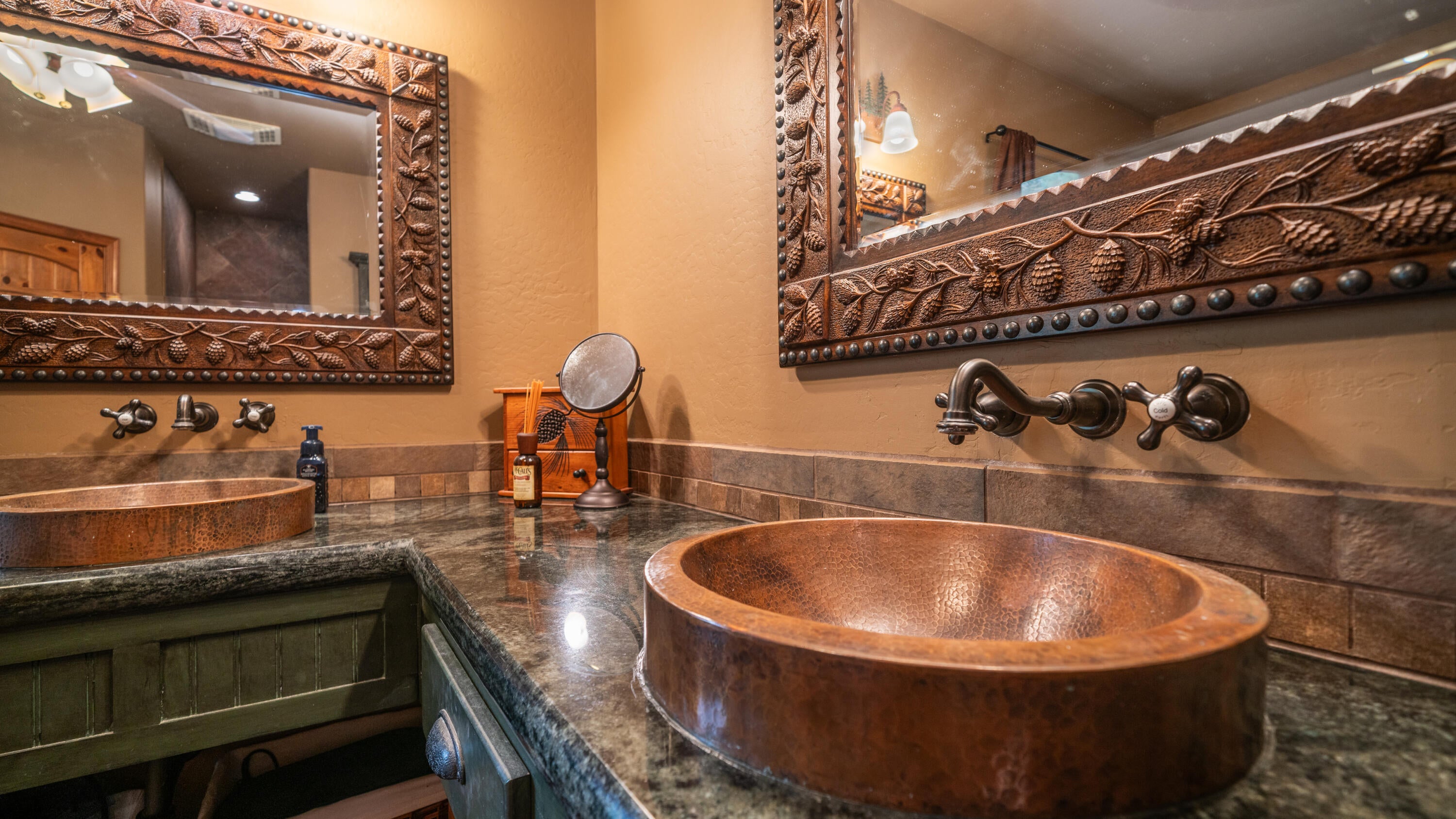 Happy Jack, Arizona, 86024, United States, 3 Bedrooms Bedrooms, ,4 BathroomsBathrooms,Residential,Active,1953025