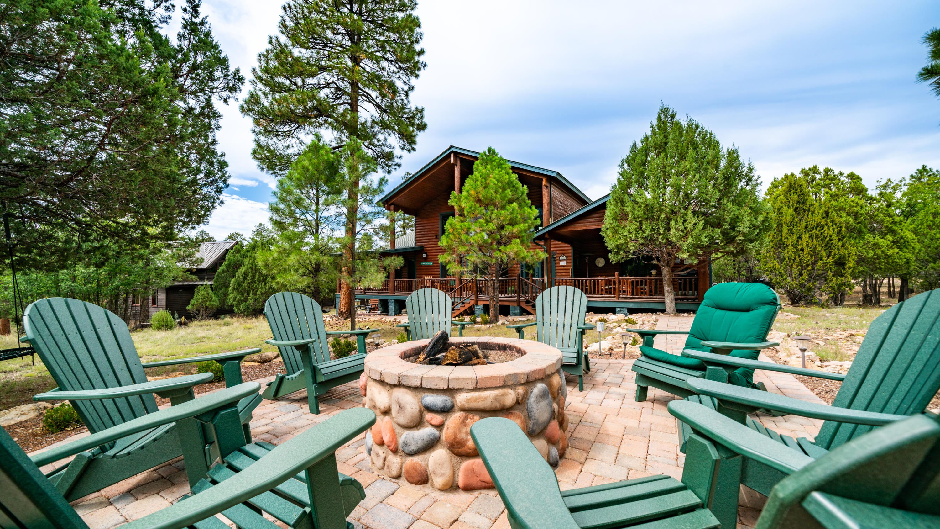 Happy Jack, Arizona, 86024, United States, 3 Bedrooms Bedrooms, ,4 BathroomsBathrooms,Residential,Active,1953025