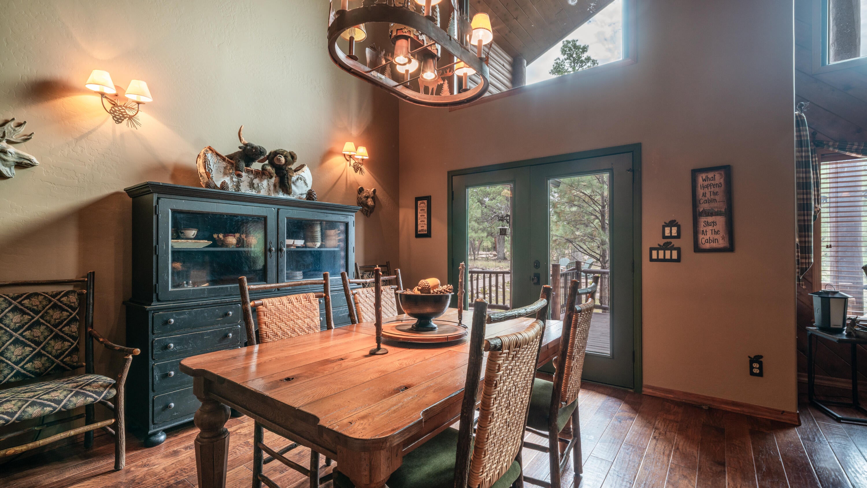 Happy Jack, Arizona, 86024, United States, 3 Bedrooms Bedrooms, ,4 BathroomsBathrooms,Residential,Active,1953025