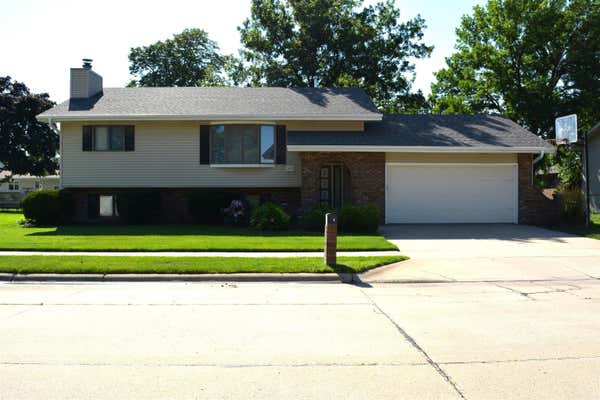 3270 FAIRLANE AVE, COLUMBUS, NE 68601 - Image 1