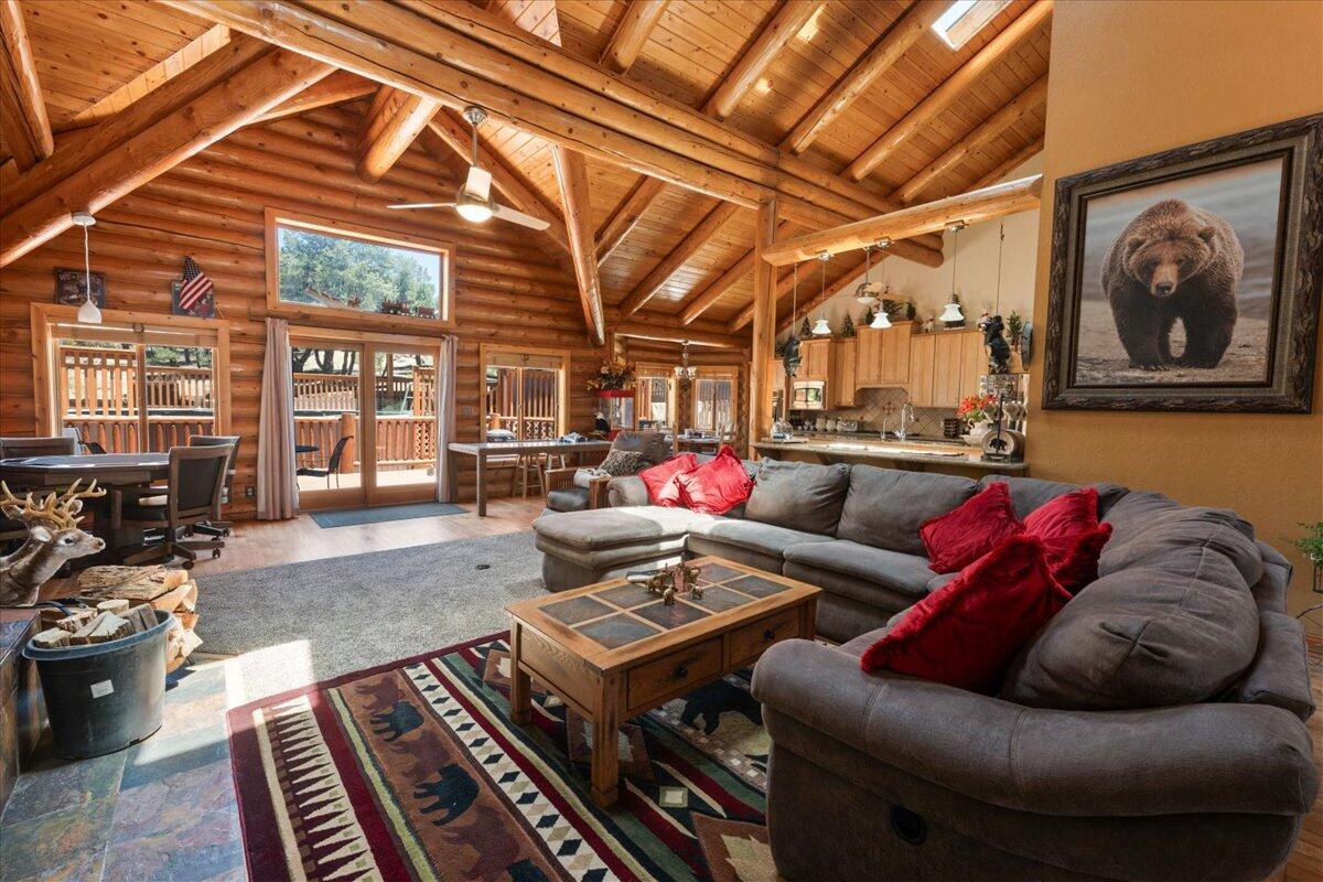 Big Bear City, California, 92314, United States, 3 Bedrooms Bedrooms, ,3 BathroomsBathrooms,Residential,Active,1892441