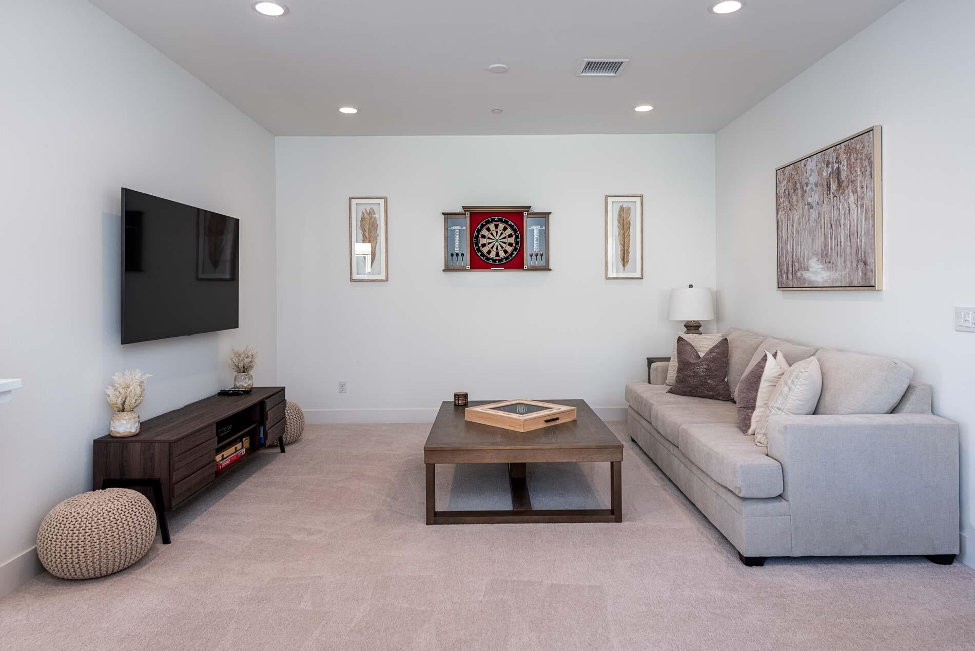 Indio, California, 92203, United States, 4 Bedrooms Bedrooms, ,5 BathroomsBathrooms,Residential,Active,1990044