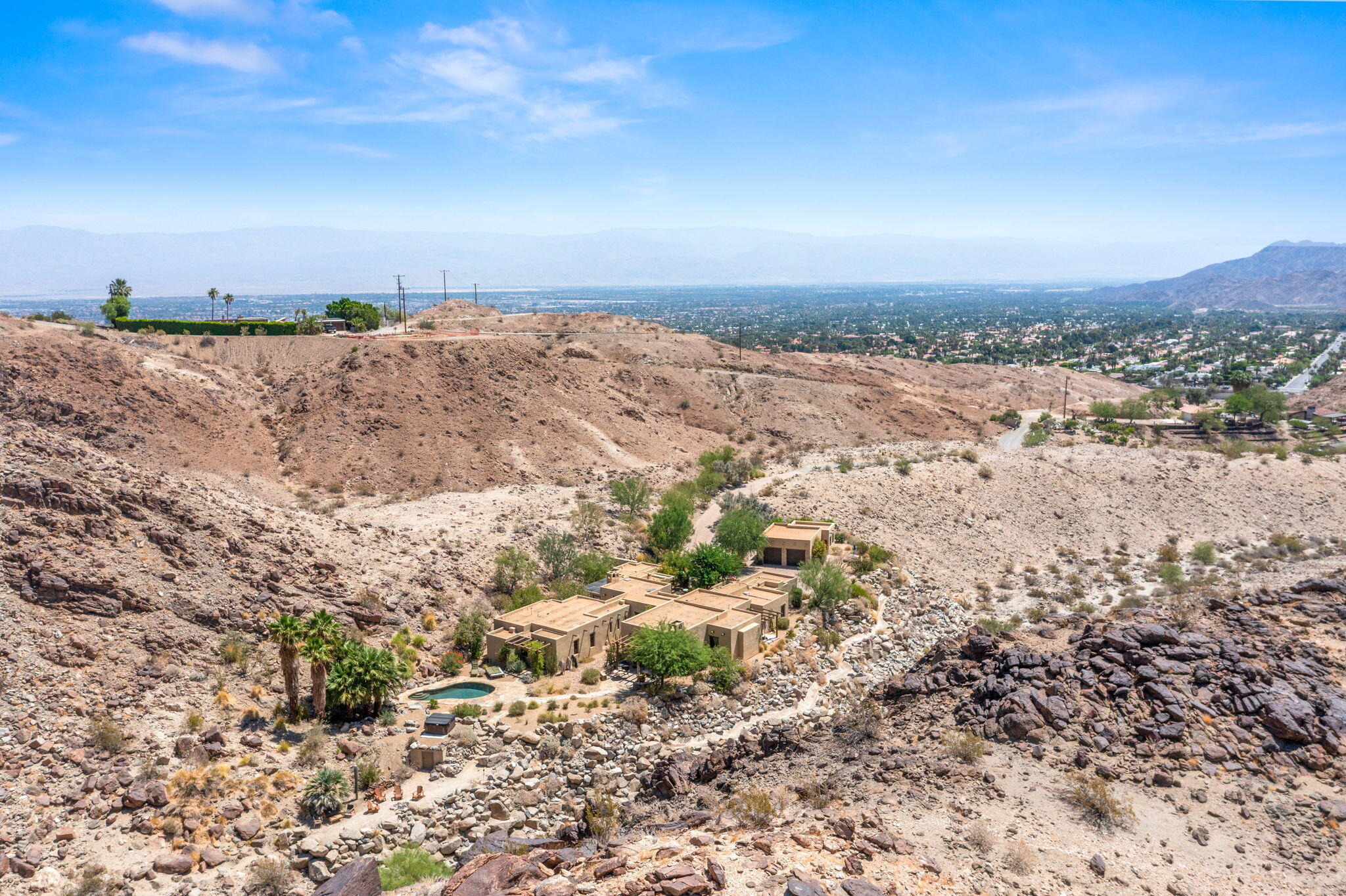 Palm Desert, California, 92260, United States, 6 Bedrooms Bedrooms, ,6 BathroomsBathrooms,Residential,Active,1990022