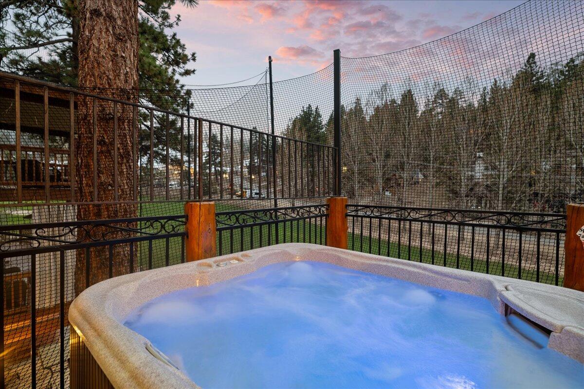 Big Bear Lake, California, 92315, United States, 4 Bedrooms Bedrooms, ,4 BathroomsBathrooms,Residential,Active,1780383