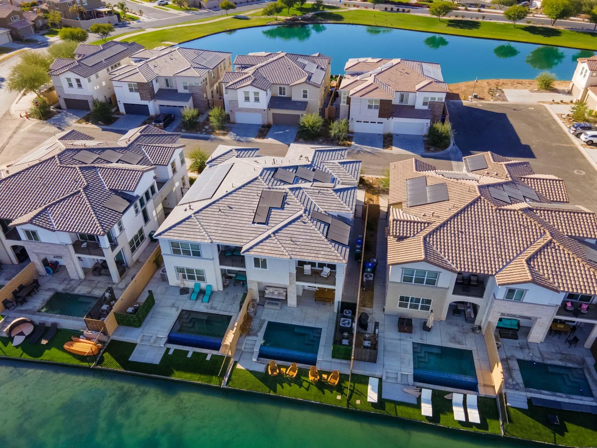 Indio, California, 92203, United States, 4 Bedrooms Bedrooms, ,5 BathroomsBathrooms,Residential,Active,1990044