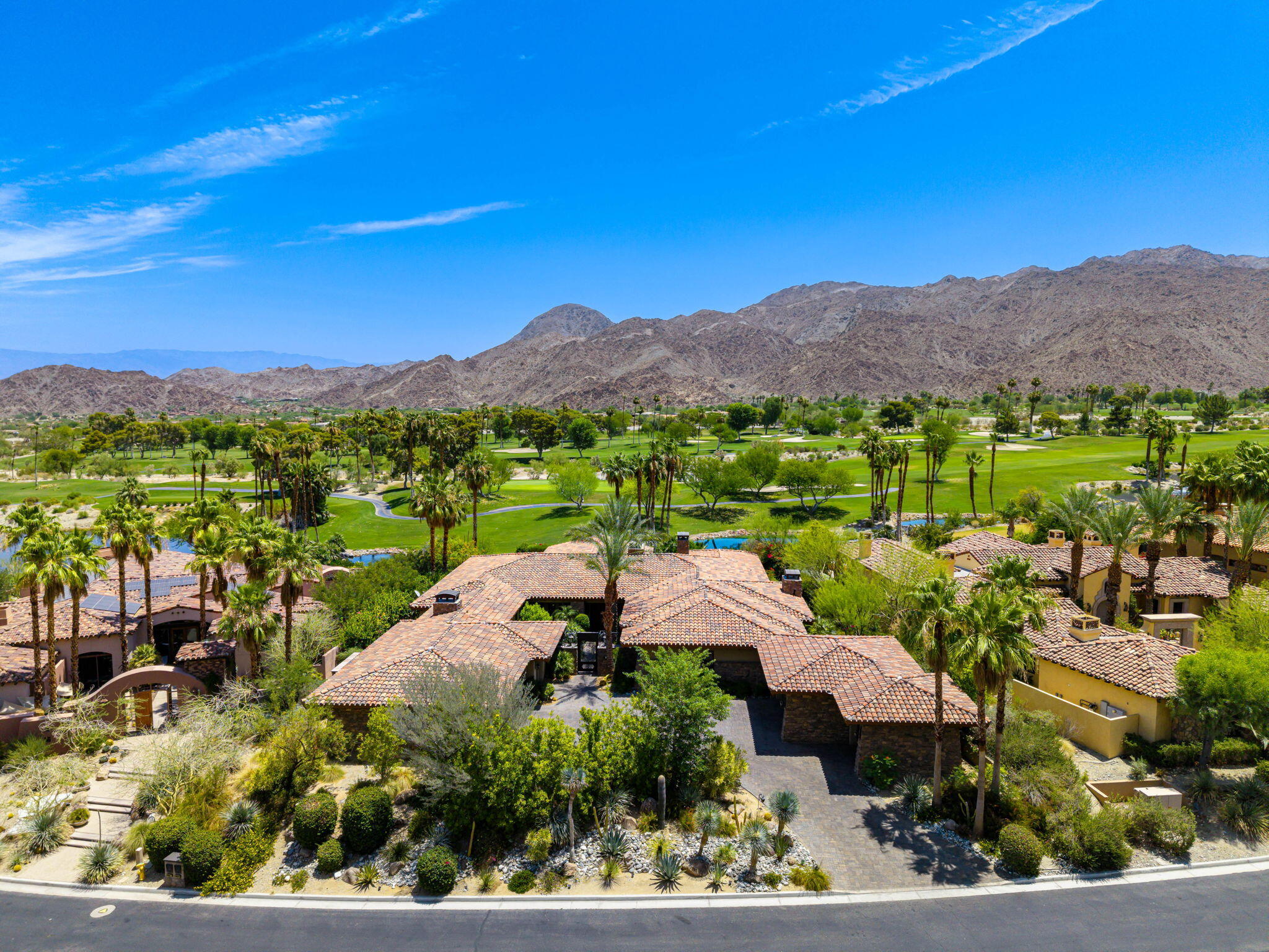 Palm Desert, California, 92260, United States, 4 Bedrooms Bedrooms, ,5 BathroomsBathrooms,Residential,Active,1884877